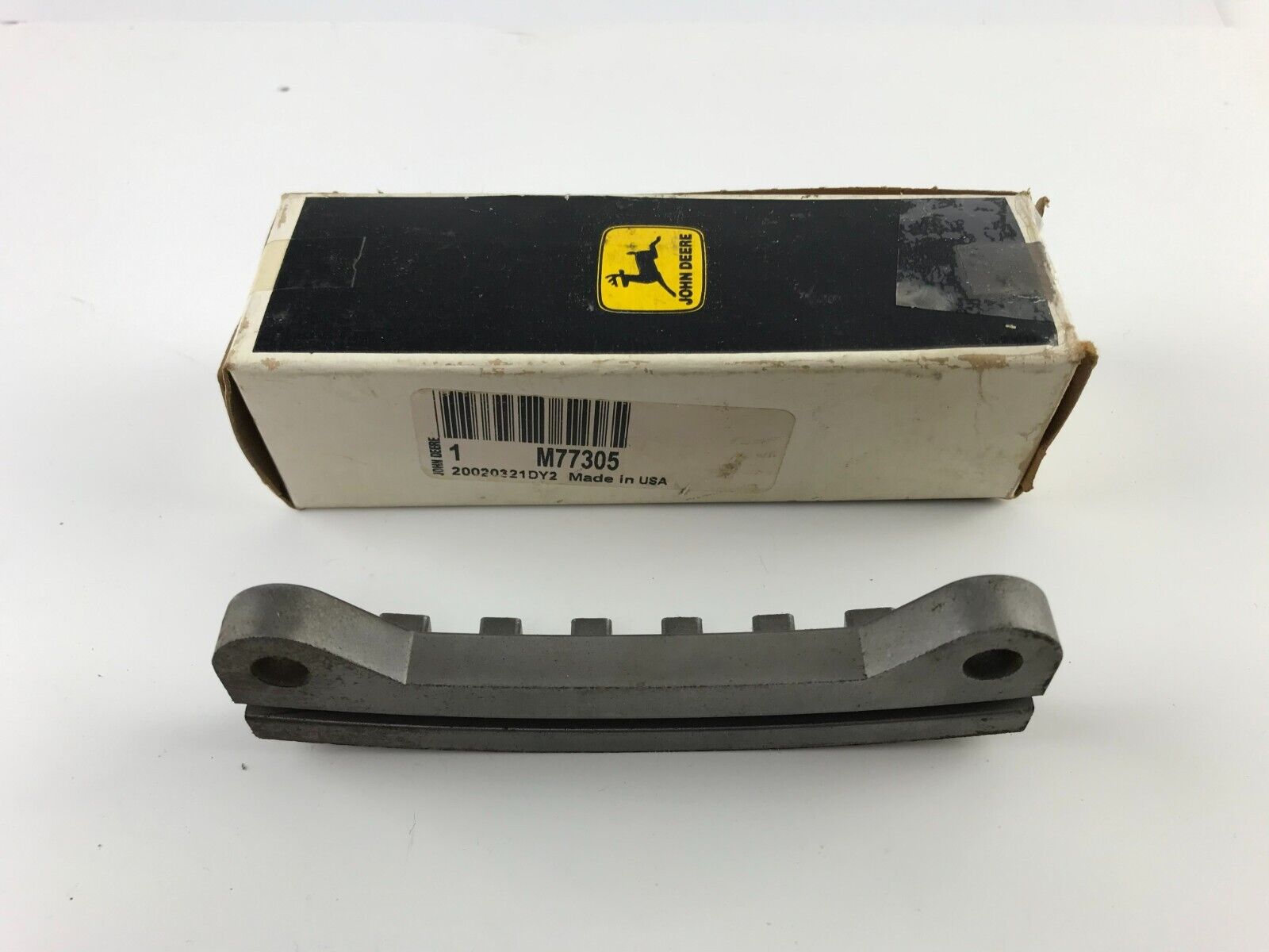 GENUINE OEM JOHN DEERE STEERING WHEEL GUIDE M77305 FAST SHIPPING - HotCarParts