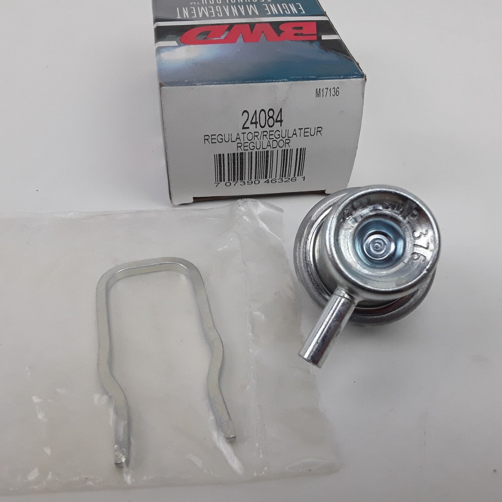 Fuel Injection Pressure Regulator Fit Chevrolet Camaro 1998-01 GMC K2500 96-2000