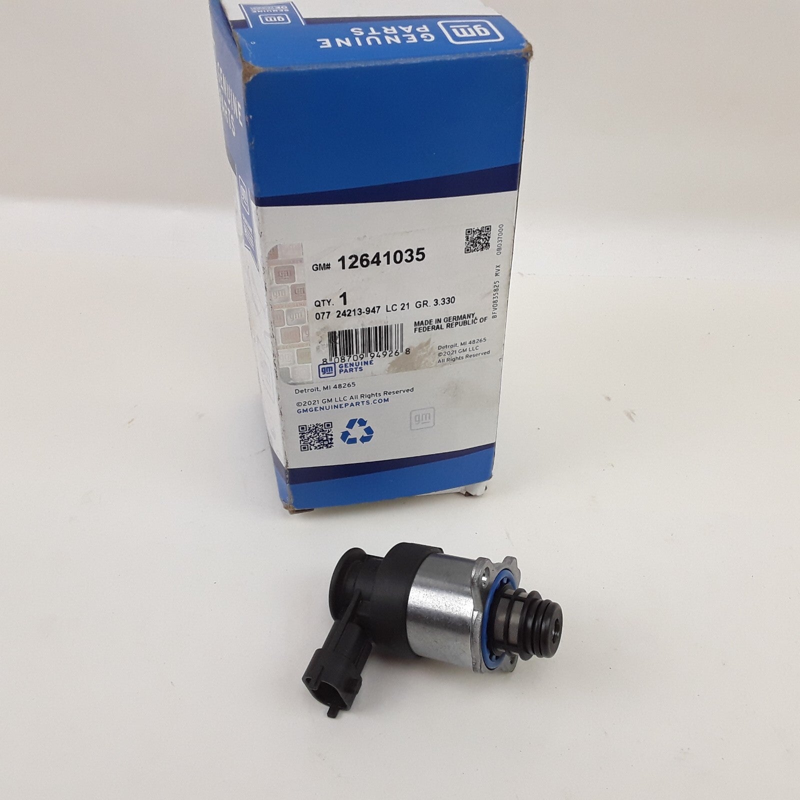 Fuel Injection Pressure Regulator Valve Fits Chevrolet Express 3500 2010-2016