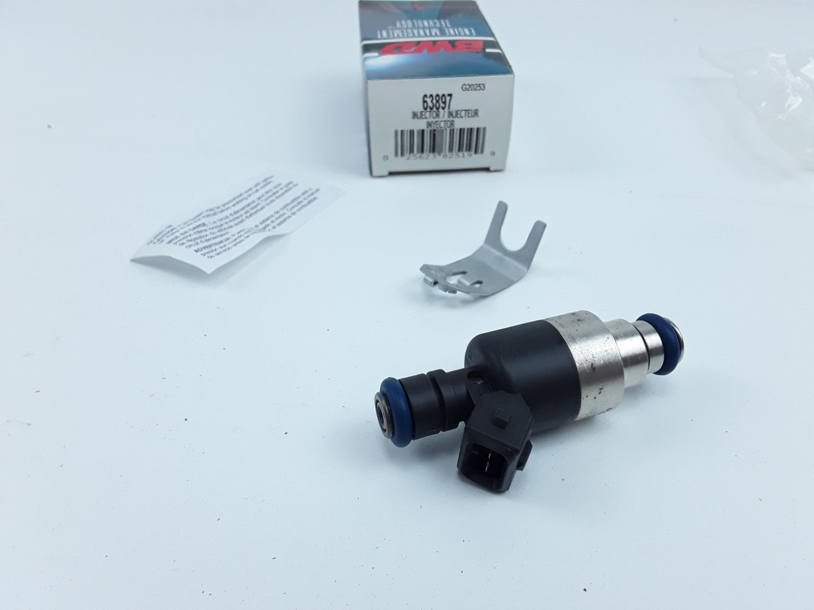 Fuel Injector Fits GMC B7 P3500 C3500HD Chevrolet K2500 K3500 Express 1996-2000