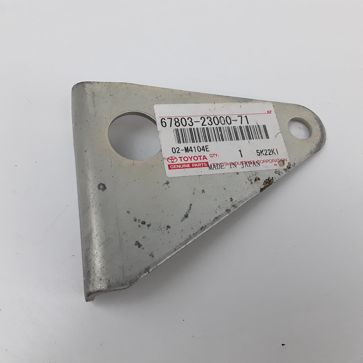 Toyota 67803-23000-71 Bracket/Guard Sub-Assembly For Heavy Duty Forkli