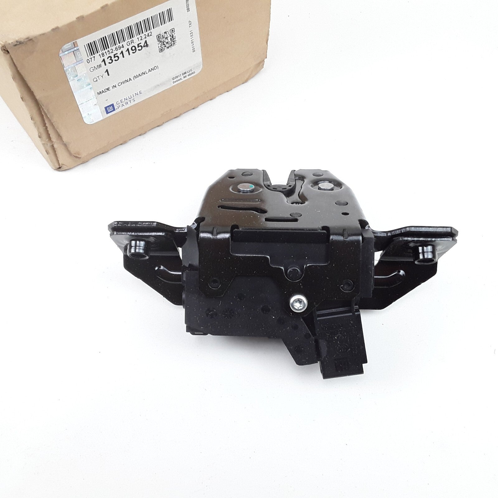 Rear Tailgate Door Latch For Chevrolet Tahoe ,GMC Yukon 2015 2016 2017 2018 2019