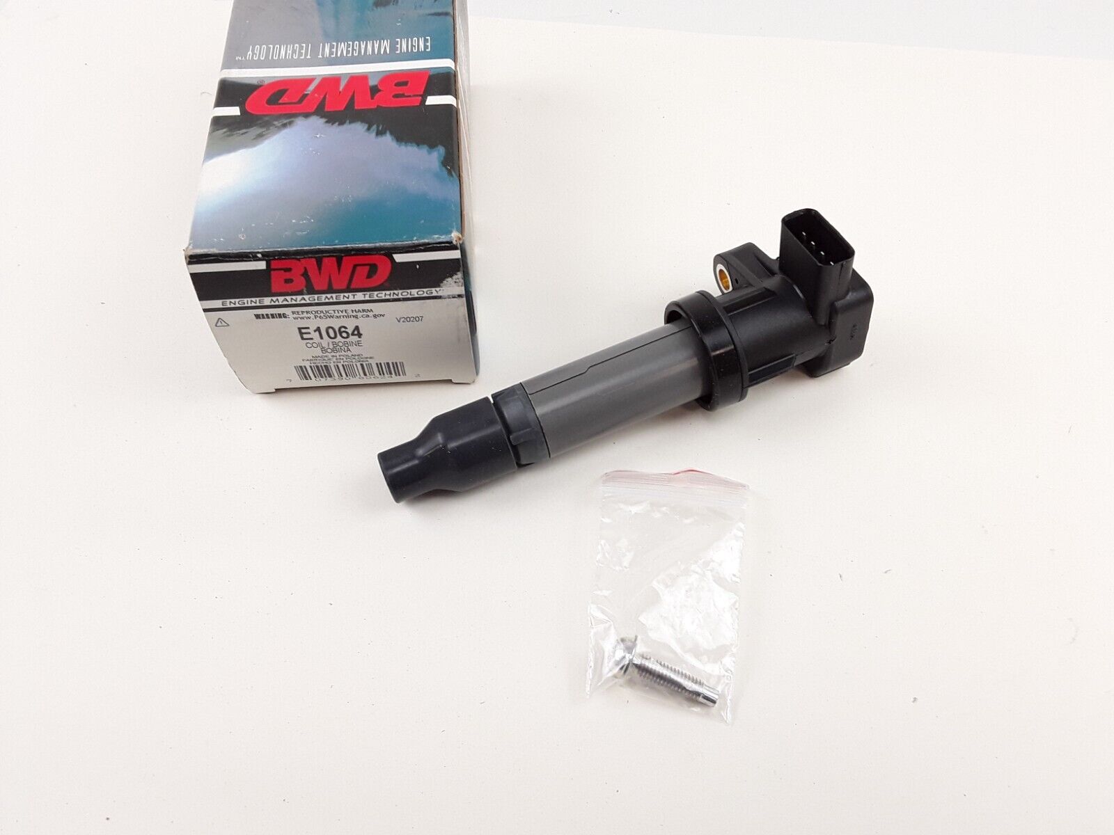 Ignition Coil on Plug for Cadillac XLR SRX DeVille Buick Lucerne 2004 2005 2006
