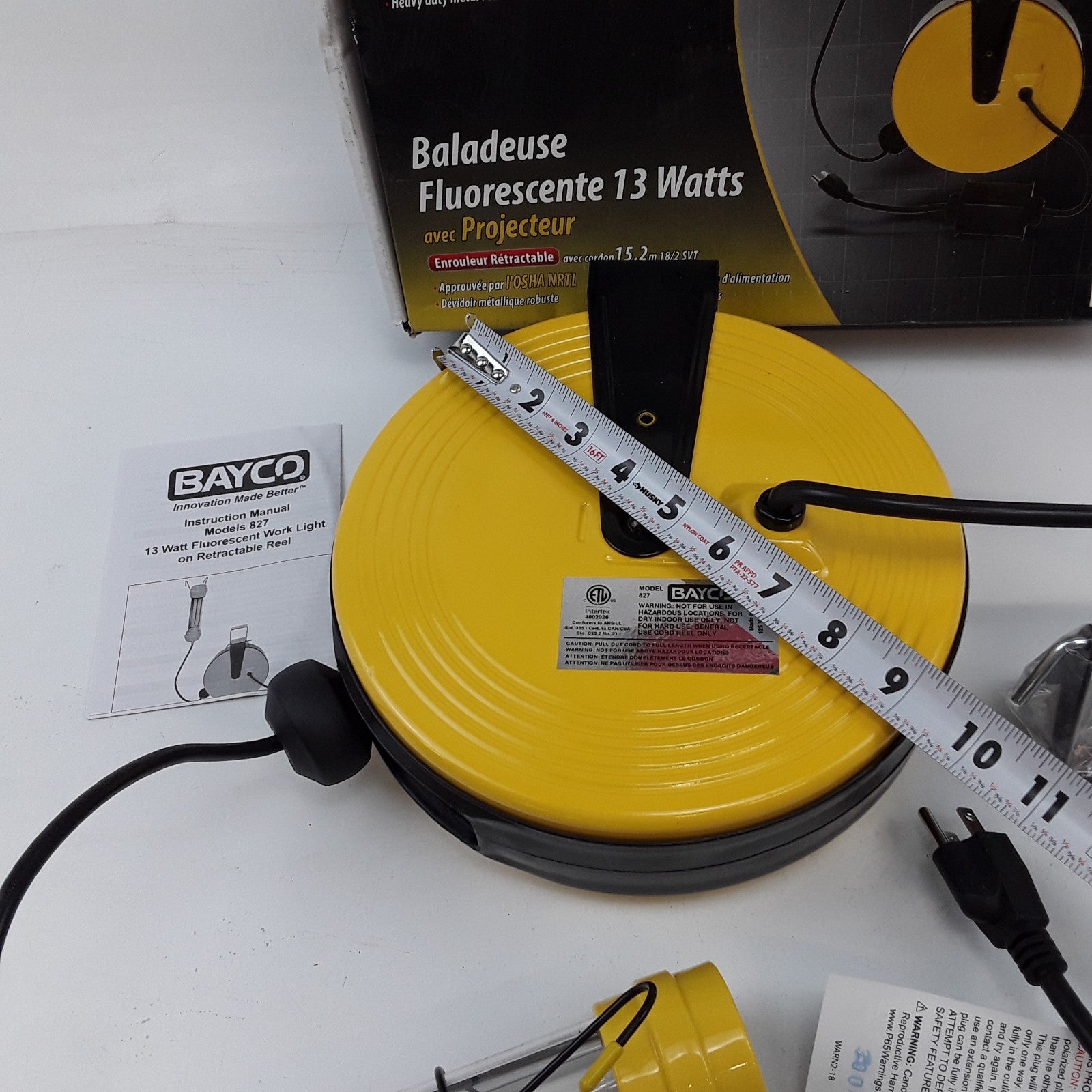 13 Watt Flourescent Work Light W/ Spotlight, 50' Metal Reel Bayco SL-827