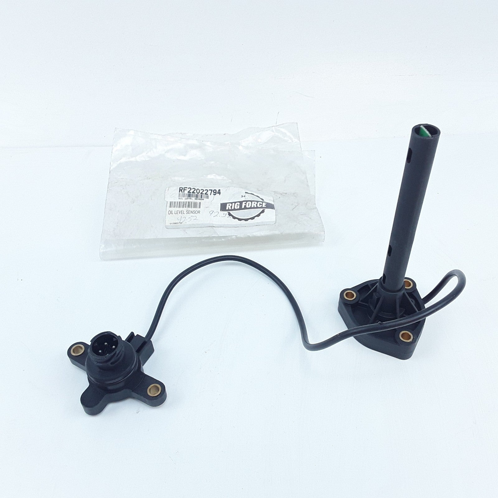 Engine Oil Level Sensor Fits Volvo VNM 9700 VAH Mack GU8 GU7 CXP CXU (2006-2017)