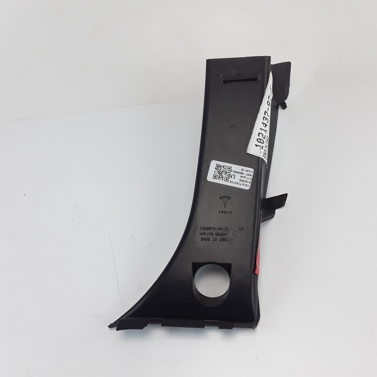 Model S 2021-2025 Left Rear Liftgate Trough Trim 1021437-97-F Genuine OEM