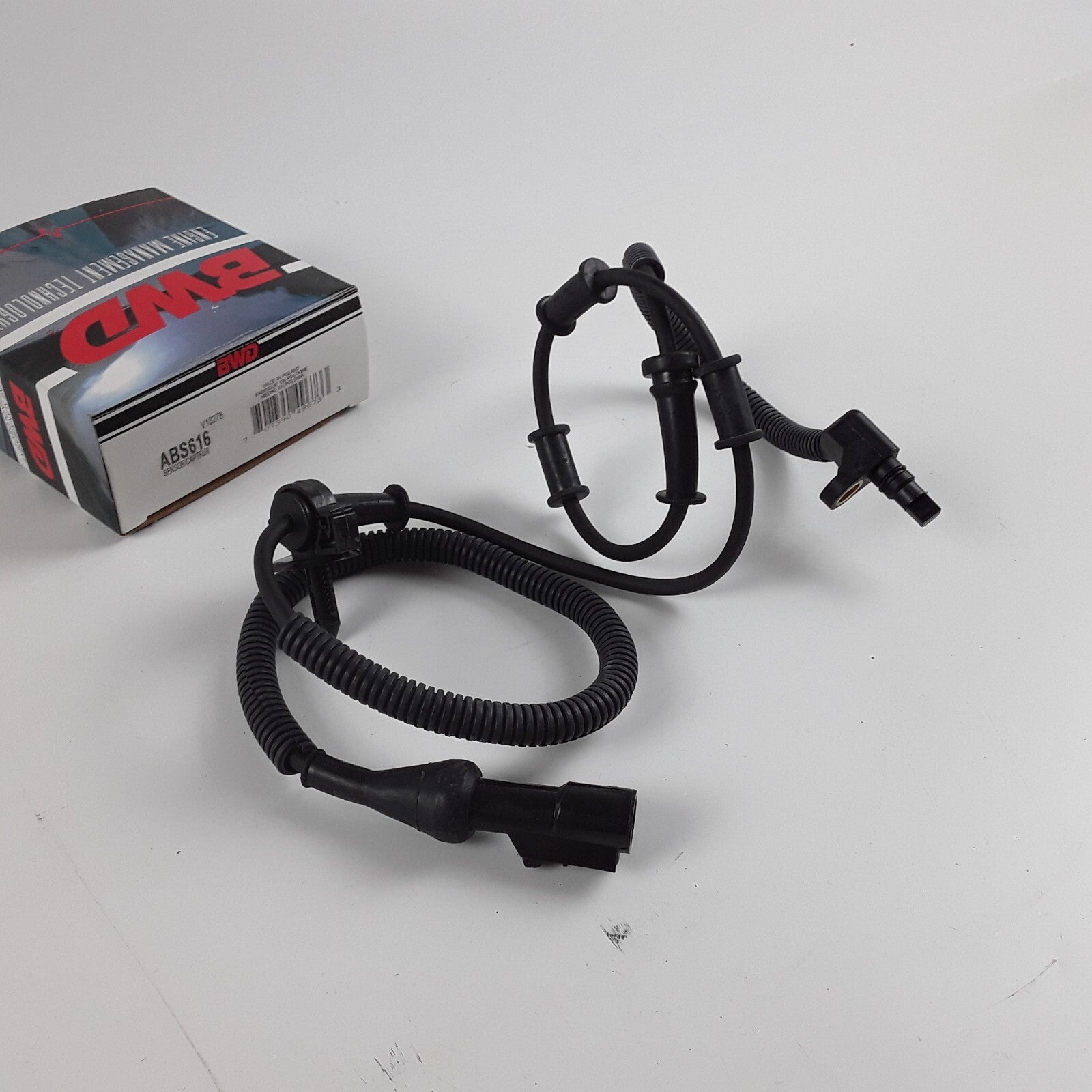 ABS Wheel Speed Sensor Fits 2002-2005 Ford Explorer 2003-2005 Lincoln Aviator