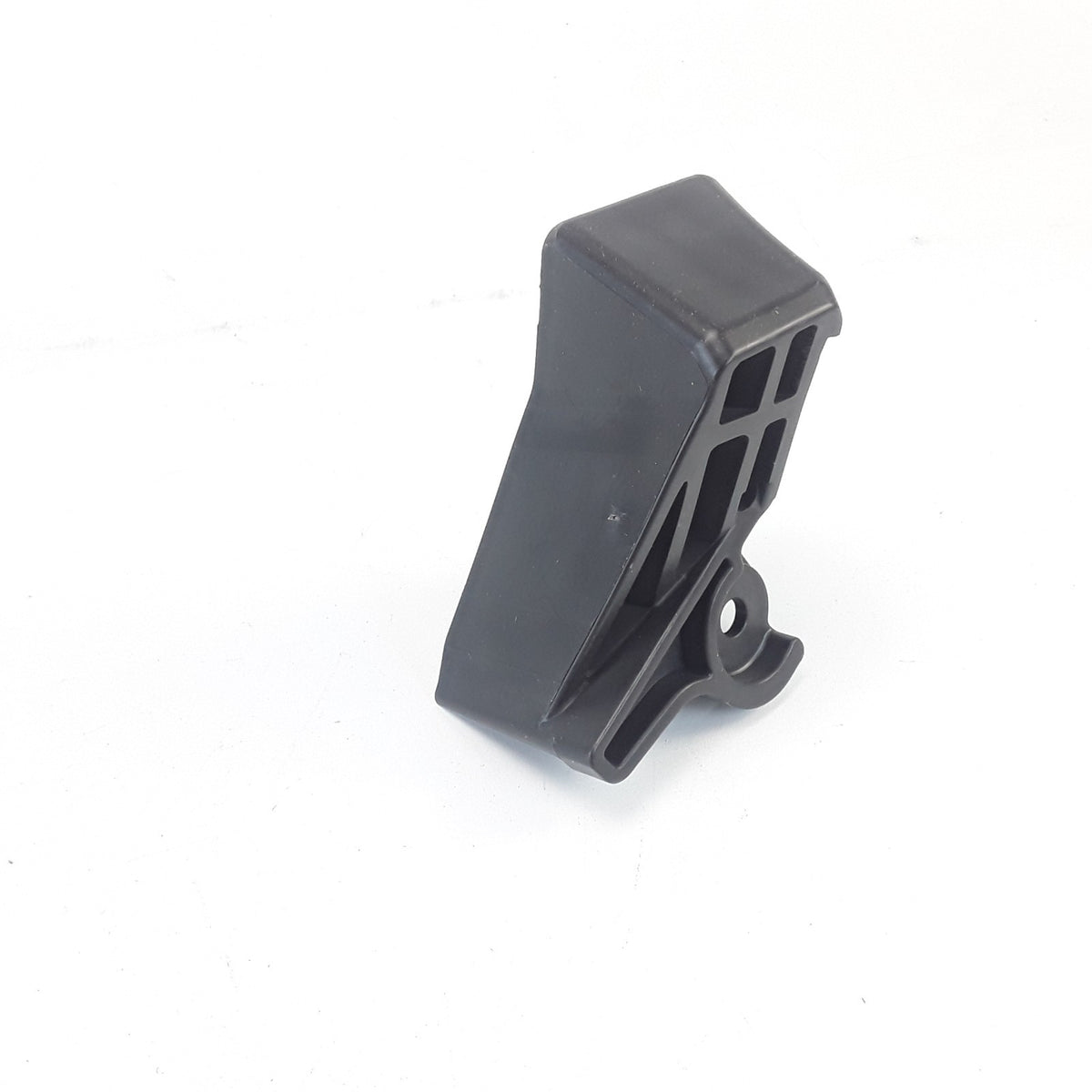 For Tesla Model S 2021-2025 RH Front Bumper Fascia Bracket Mount 1704657-00-D