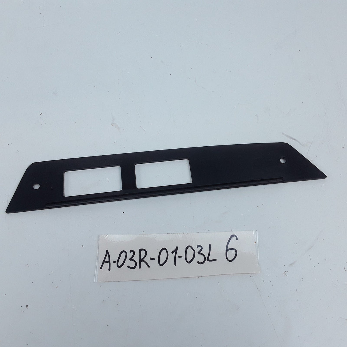 Mack 71RU3359M Right Hand Power Door Switch Plate Fits Mack Volvo Trucks