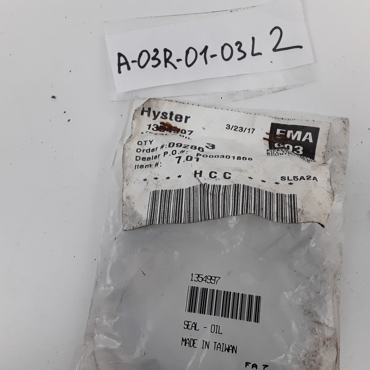Oil Seal Fits Hyster J40XM2 E65XM2 S60XM J55XM2 J50XM2 J50Z E50Z J60XM2 Forklift