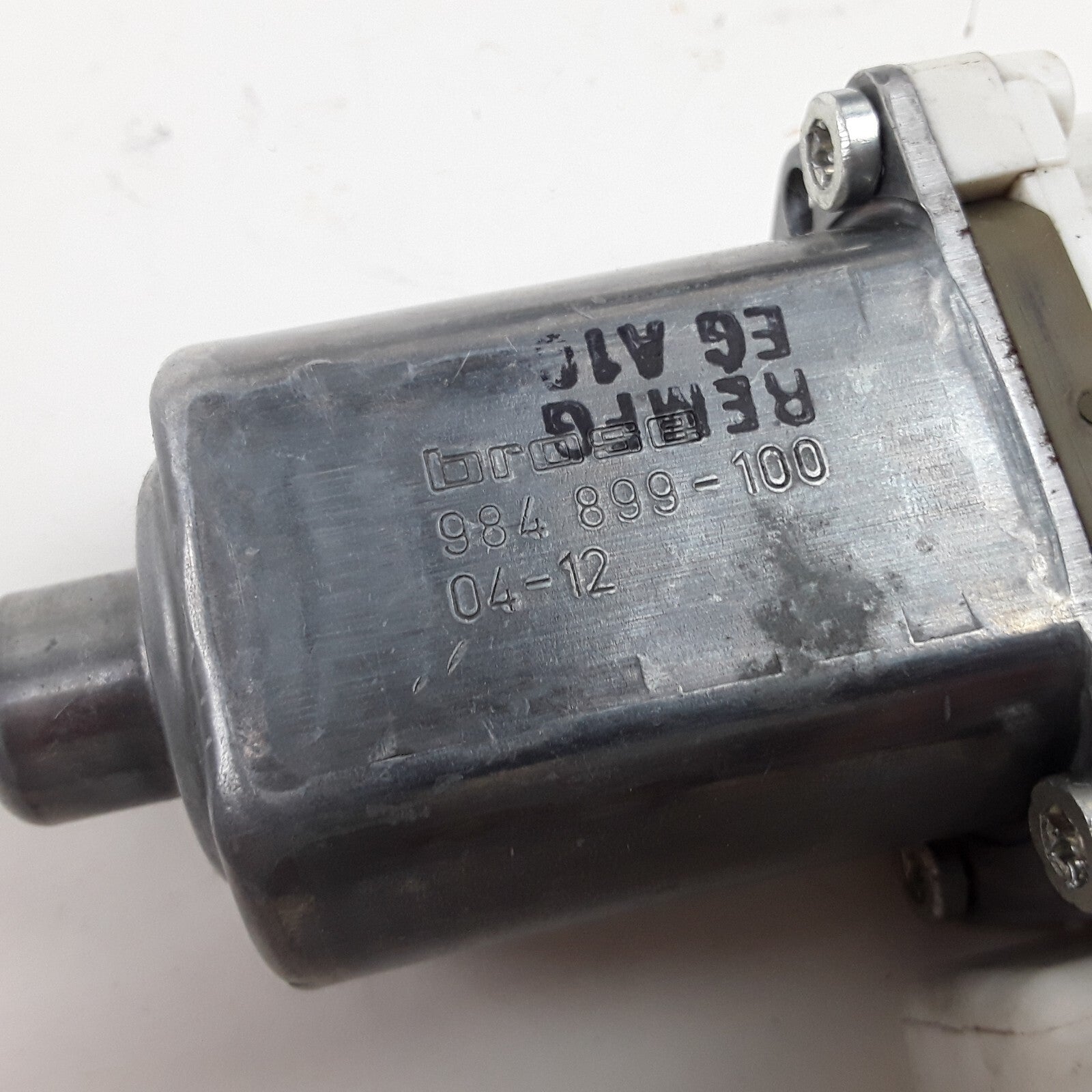 Carquest CNM 42-1080 Power Window Lift Motor For Heavy Duty High Performance Car