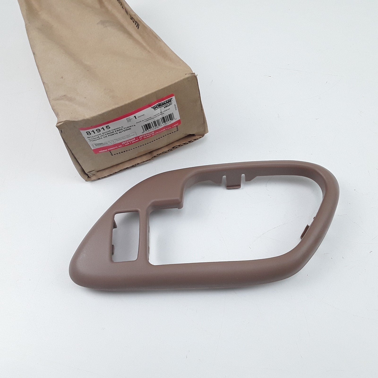 Front Right Interior Door Handle Bezel Fits Cadillac Chevrolet GMC (1995-2002)