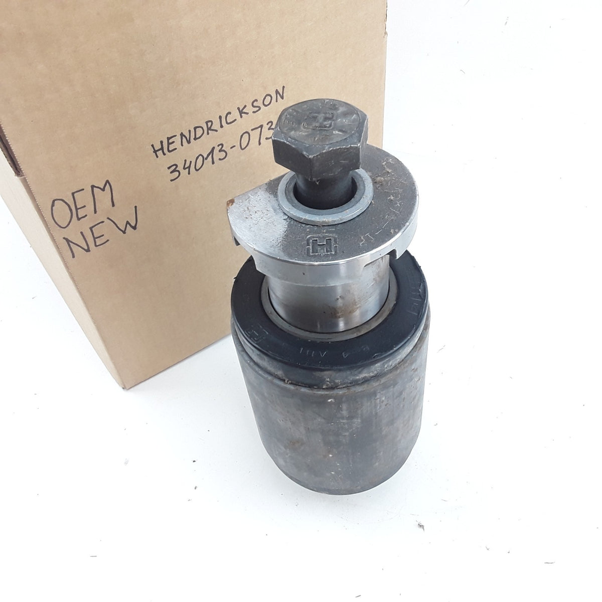 Hendrickson 34013-073L Equalizer Beam End Adapter Fits Hendrickson 460 Series