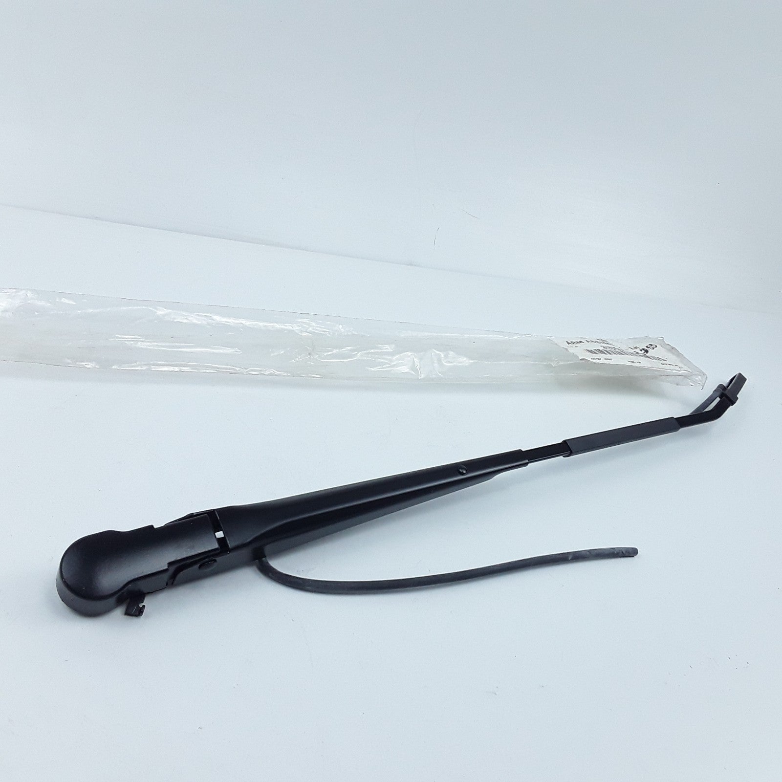 OEM International Front Wiper Arm RH613 LT 7400 IC Corporation 3200 2002-2025
