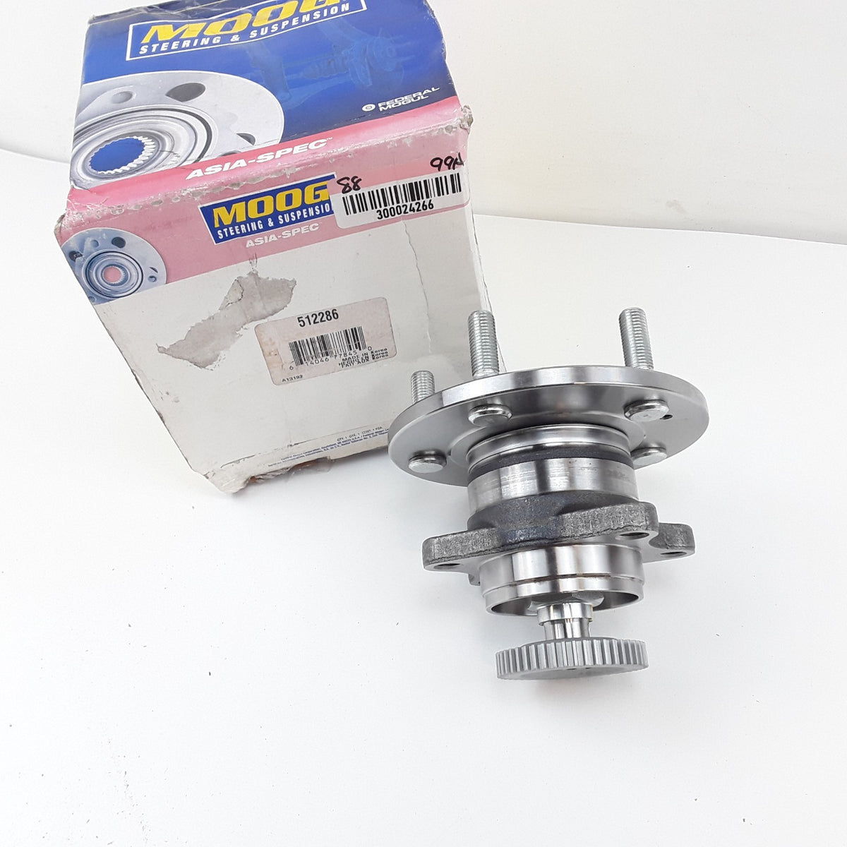 Rear Wheel Bearing and Hub Assembly Moog 512286 Fits 2004 2005 2006 Kia Amanti