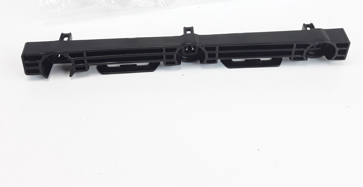 Model S 2012-2021 RH Front Molding Sill Rocker Bracket 1003693-00-C OEM