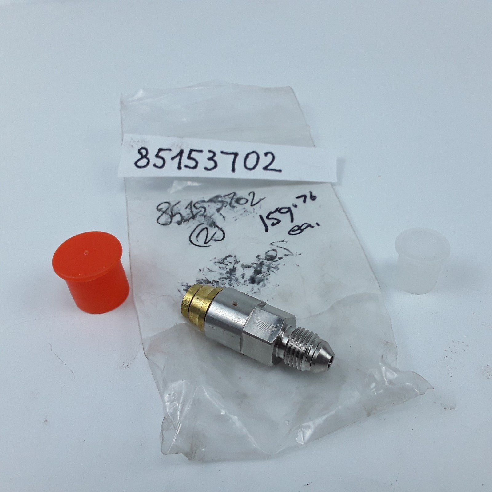 Multi Purpose Check Valve 85153702 For Volvo & Mack Heavy-Duty Trucks