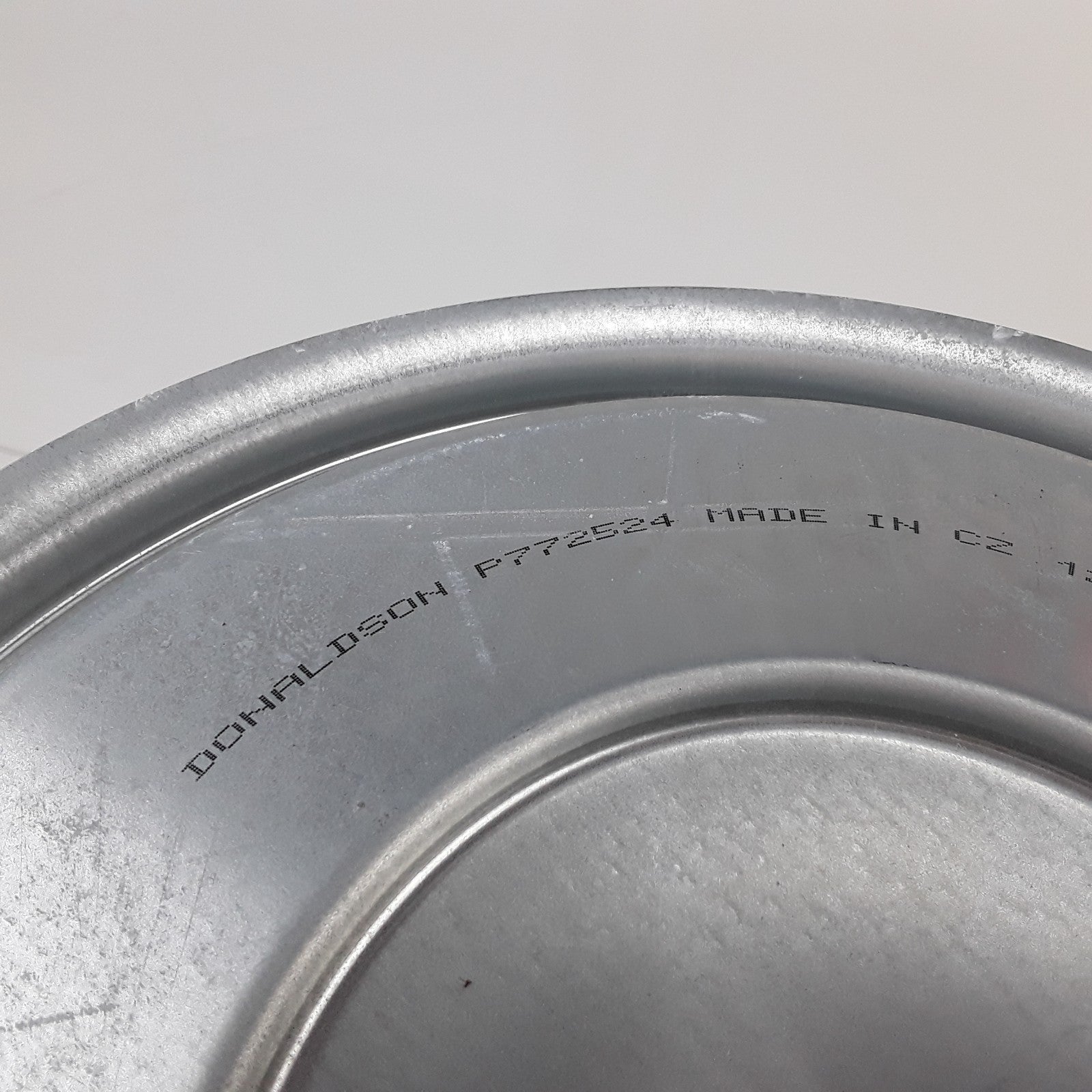 Donaldson P772524 Primary Round Air Filter For Heavy Duty Car & Trucks