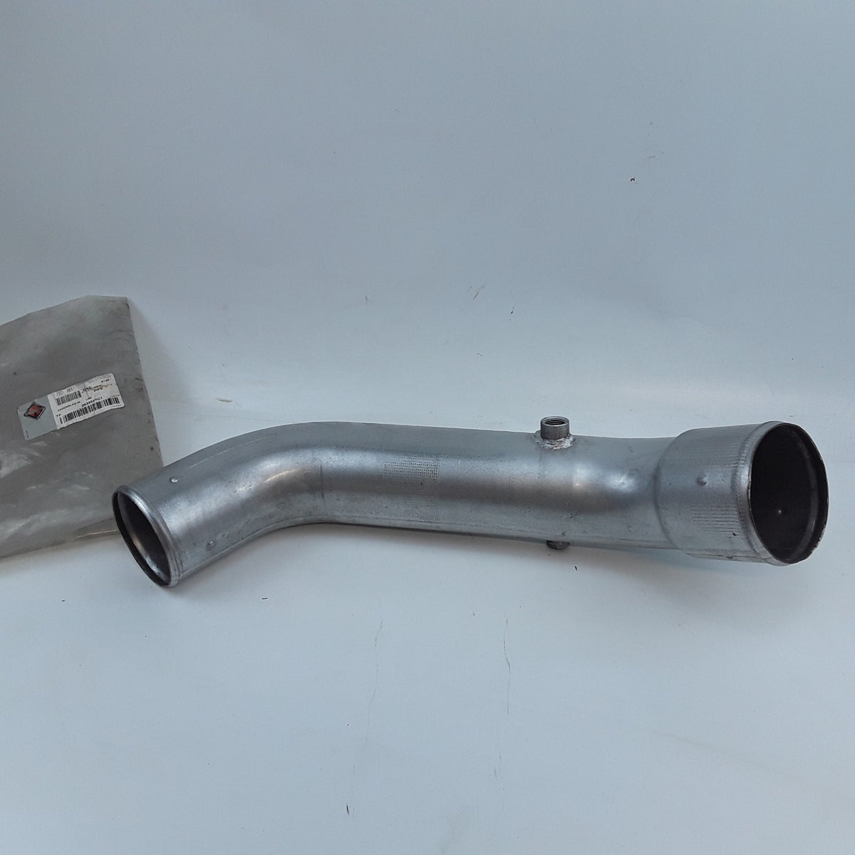 International 2035957C1 Multi-Purpose Pipe Fits International Navistar Trucks