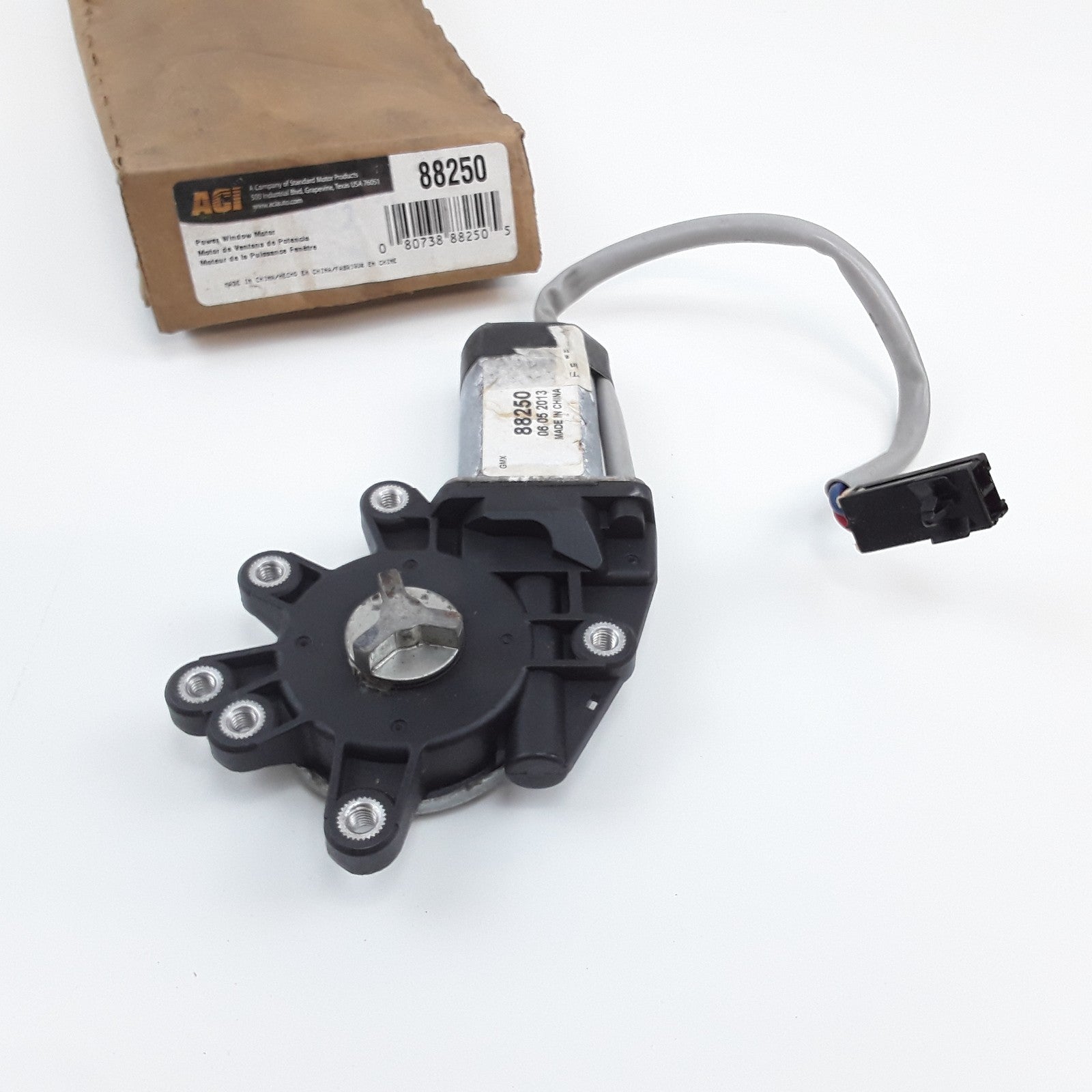 ACI 88250 Rear Left Power Window Motor Fits Nissan Maxima Tsuru Sentra 1989-1994