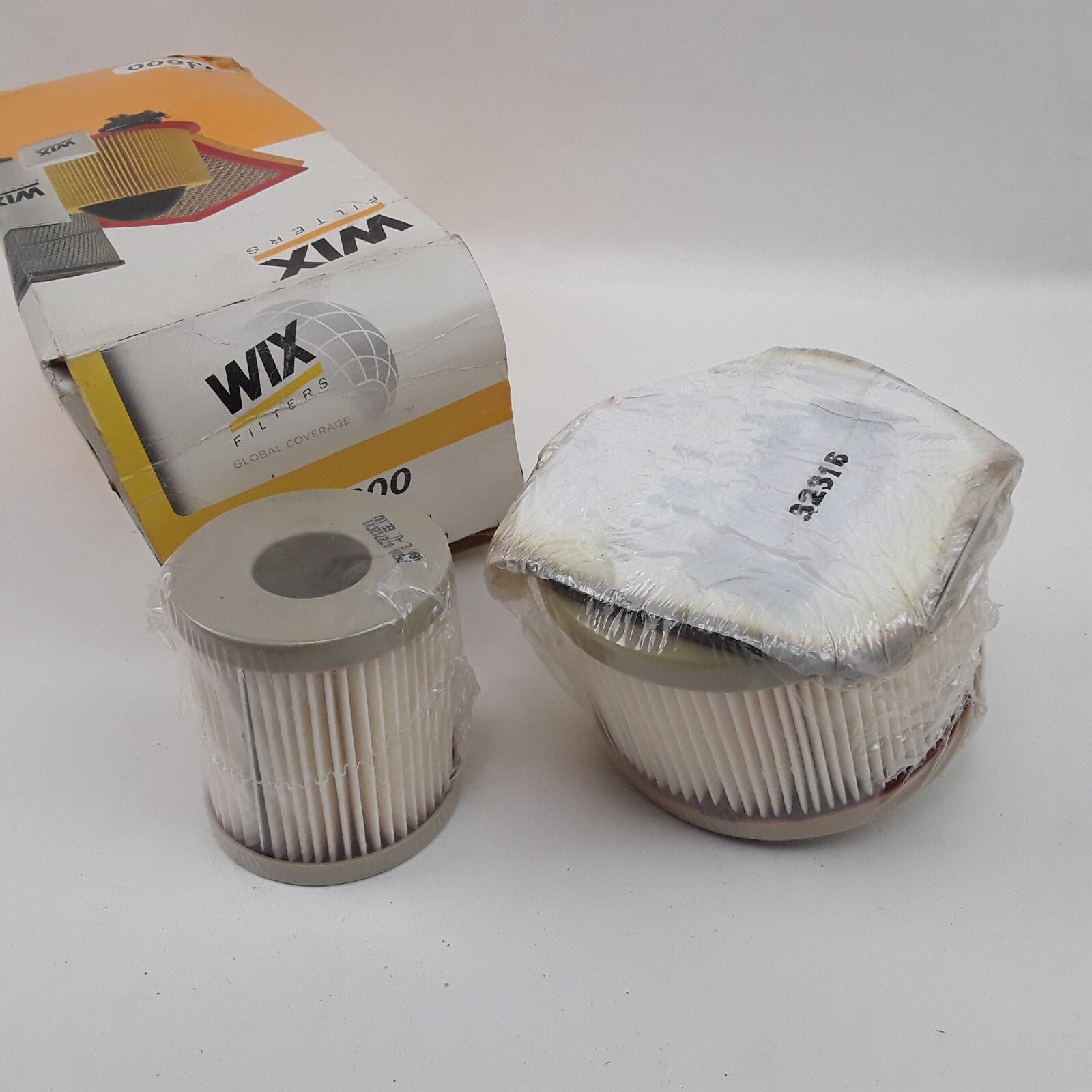 WIX 33600 Engine Fuel Filter Fits Ford E-450 E-350 Super Duty E-350 Club Wagon