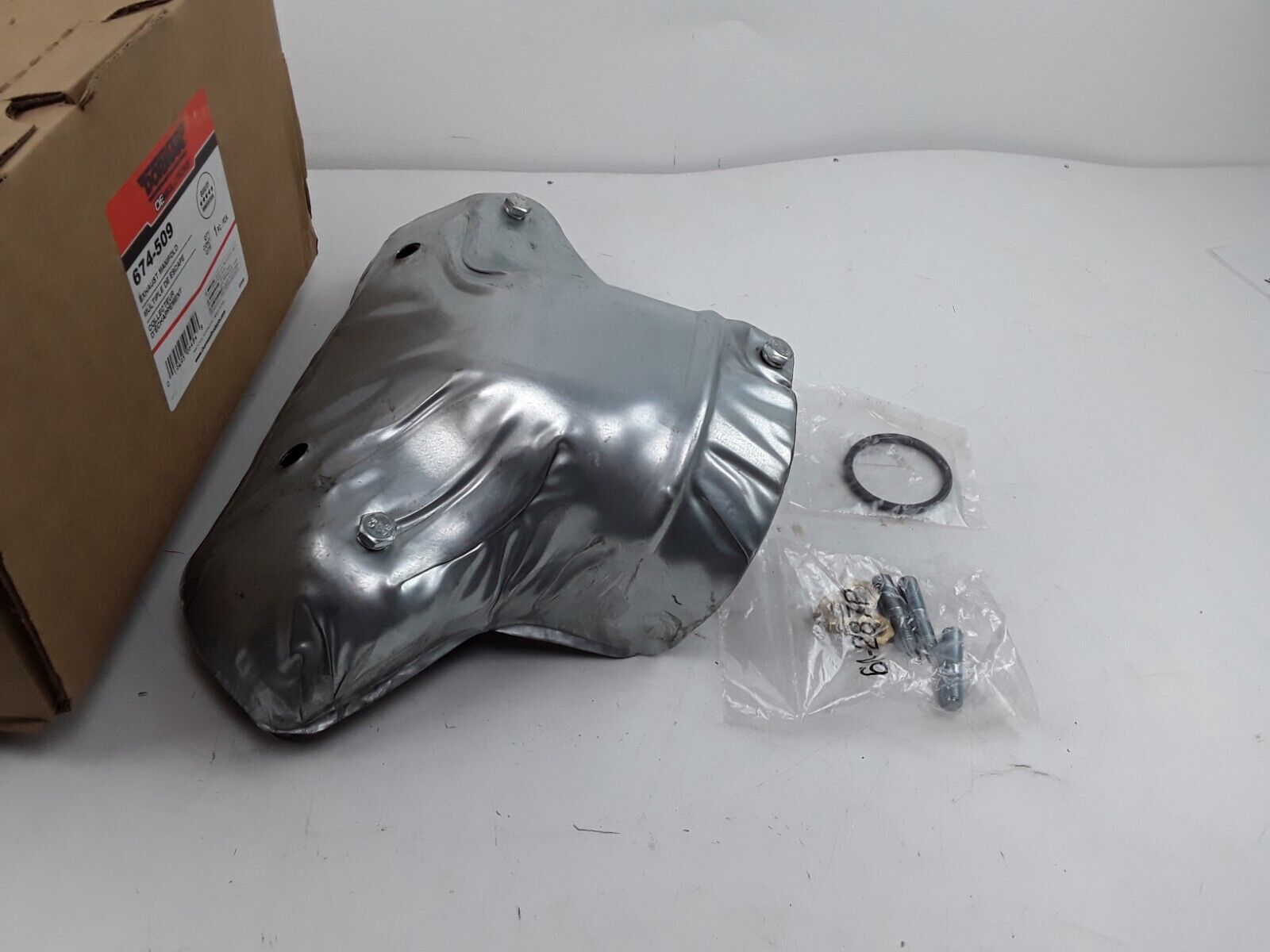 Exhaust Manifold Dorman 674-509 For Honda Odyssey,Accord, Acura CL, Isuzu Oasis - HotCarParts