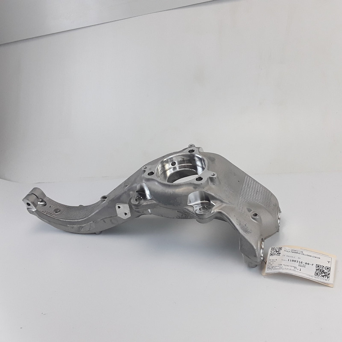 Model Y 2020-2025 RH Front Steering Knuckle 1188316-00-F OEM