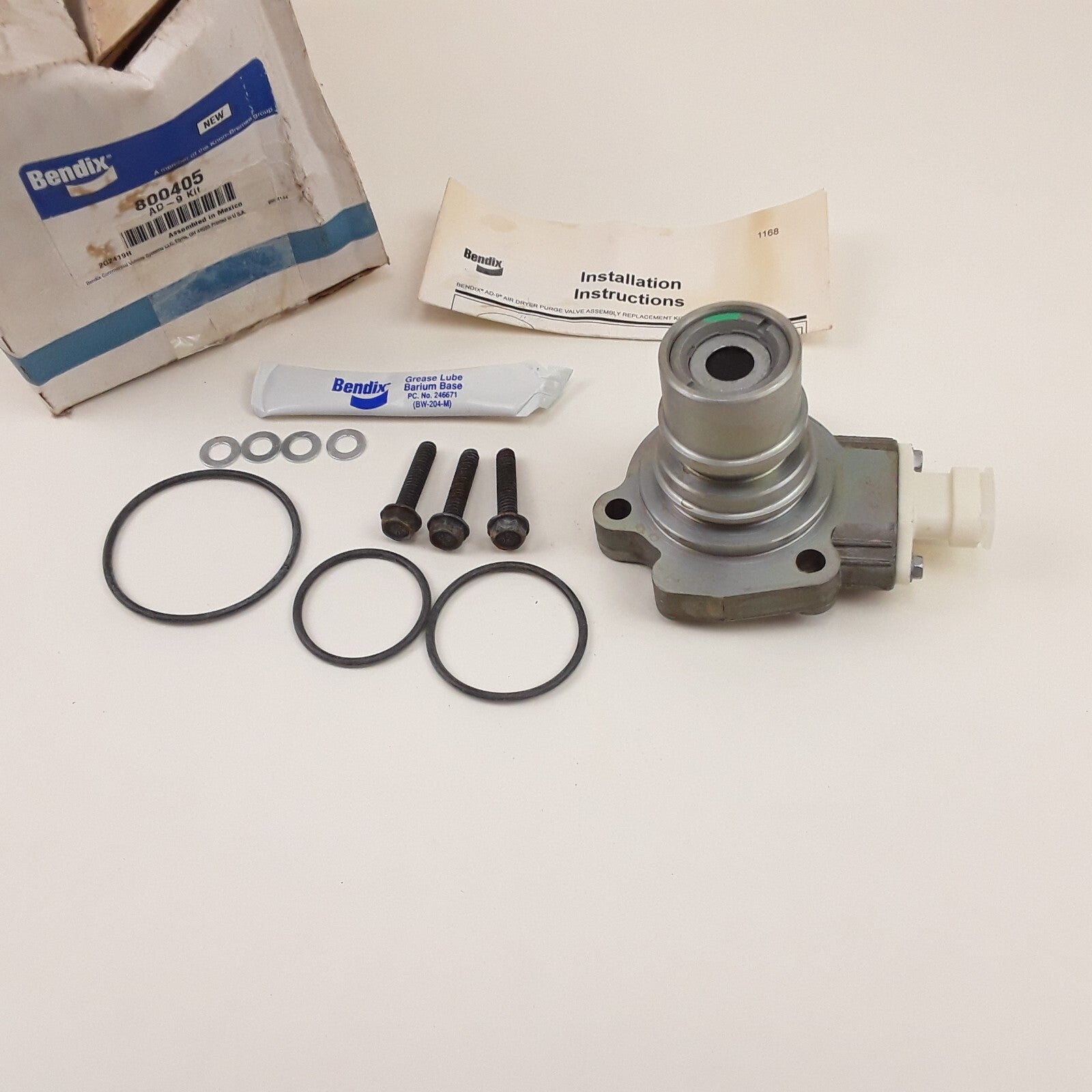 Bendix 800405 Soft AD-9 Seat Air Dryer Purge Valve Kit Heater: 12-Volts