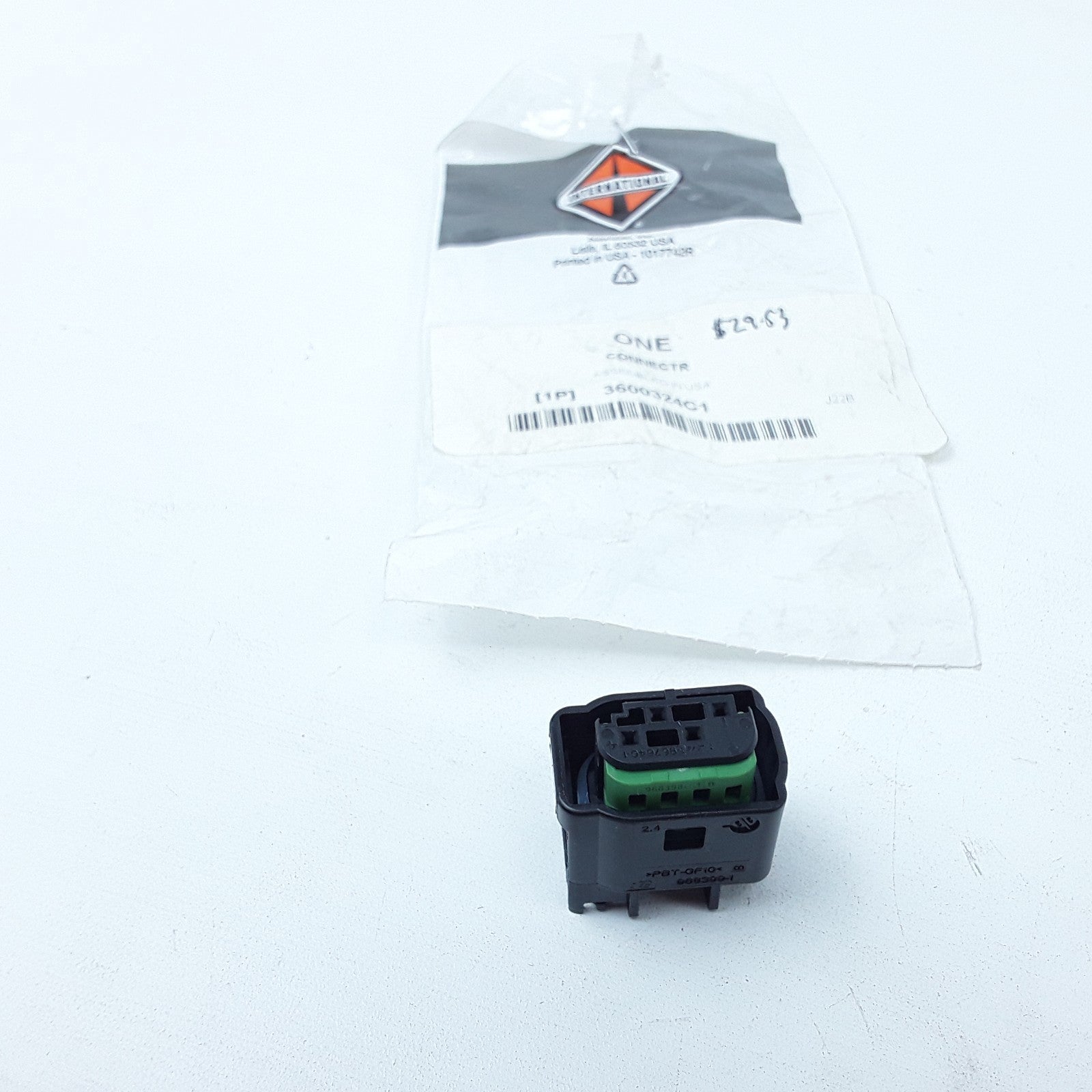 International 3600324C1 Body Wiring Harness Connector 4-Way For Navistar Trucks