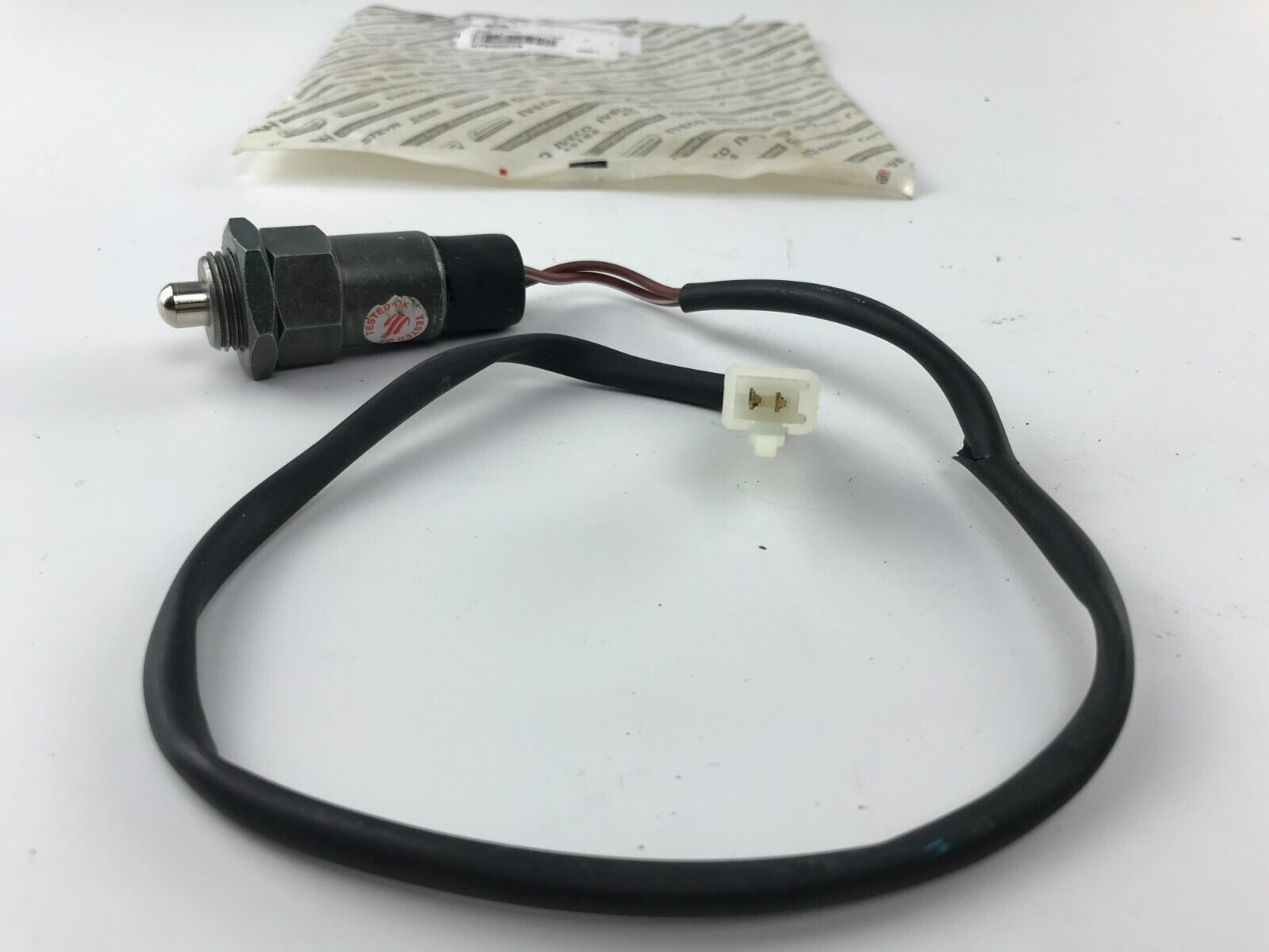GENUINE OEM CASE Button 47546574 FAST SHIPPING - HotCarParts