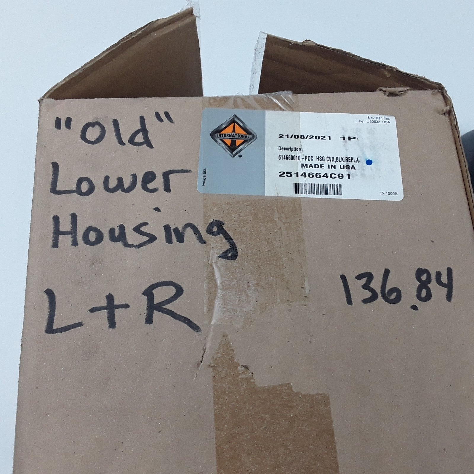 International 2514664C91 Left Right Housing Convex Black For Navistar Trucks