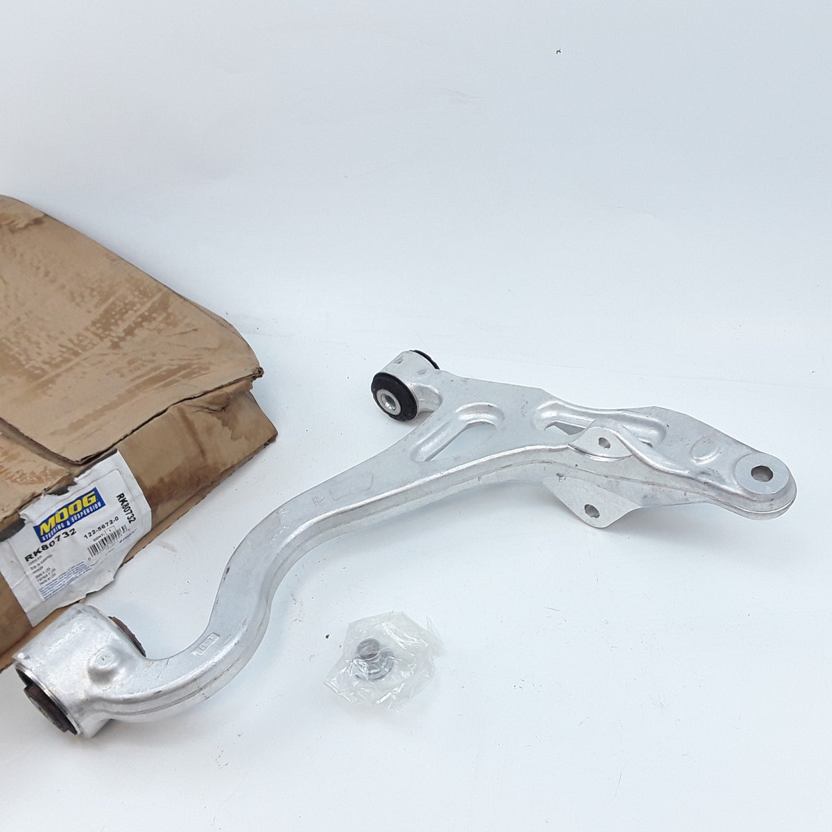 MOOG RK80732 Front Right Lower Control Arm Fits Lincoln LS (2000 2001 2002)