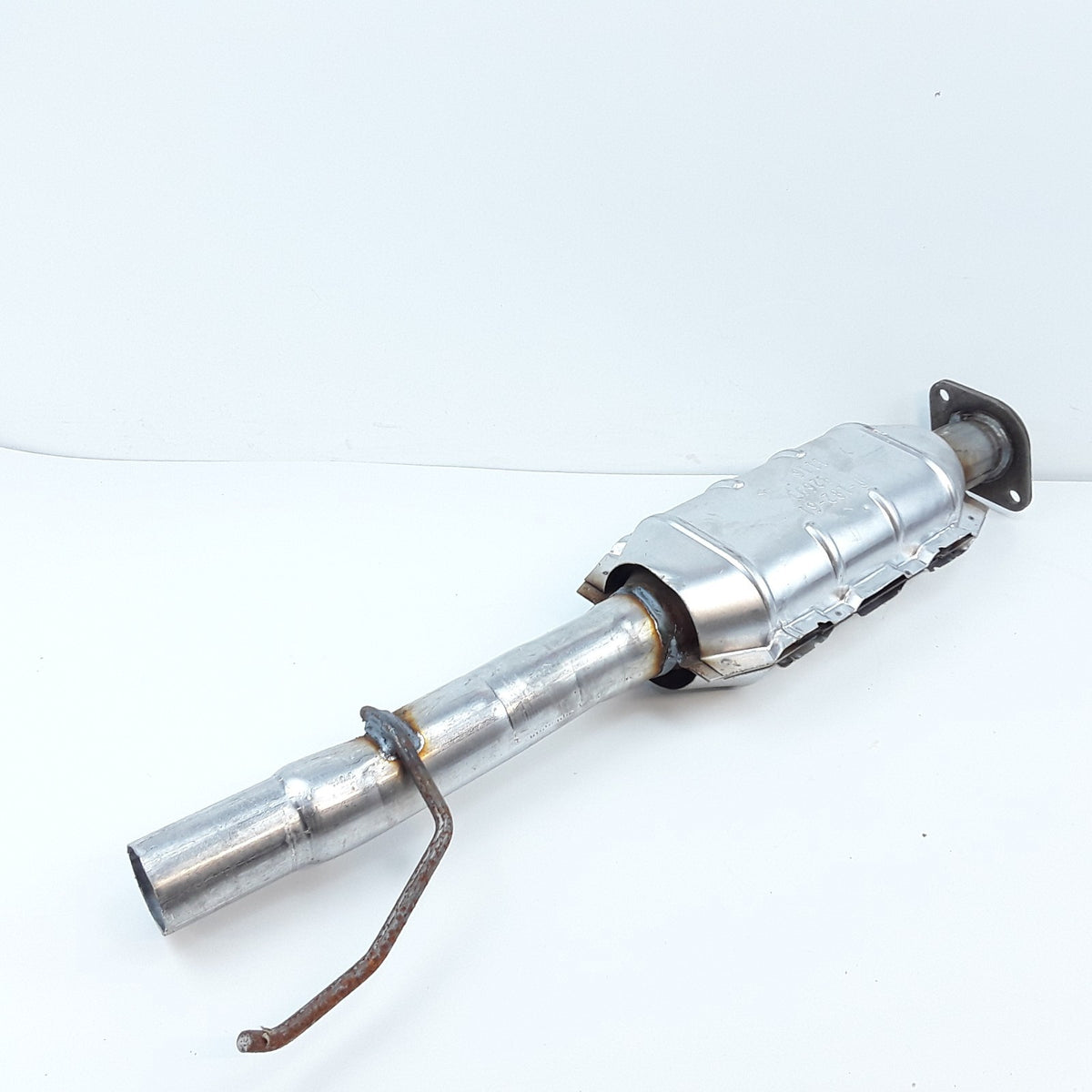 Walker 82693 Catalytic Converter Fits Ford Escape Mazda Tribute 2001 2002-2004