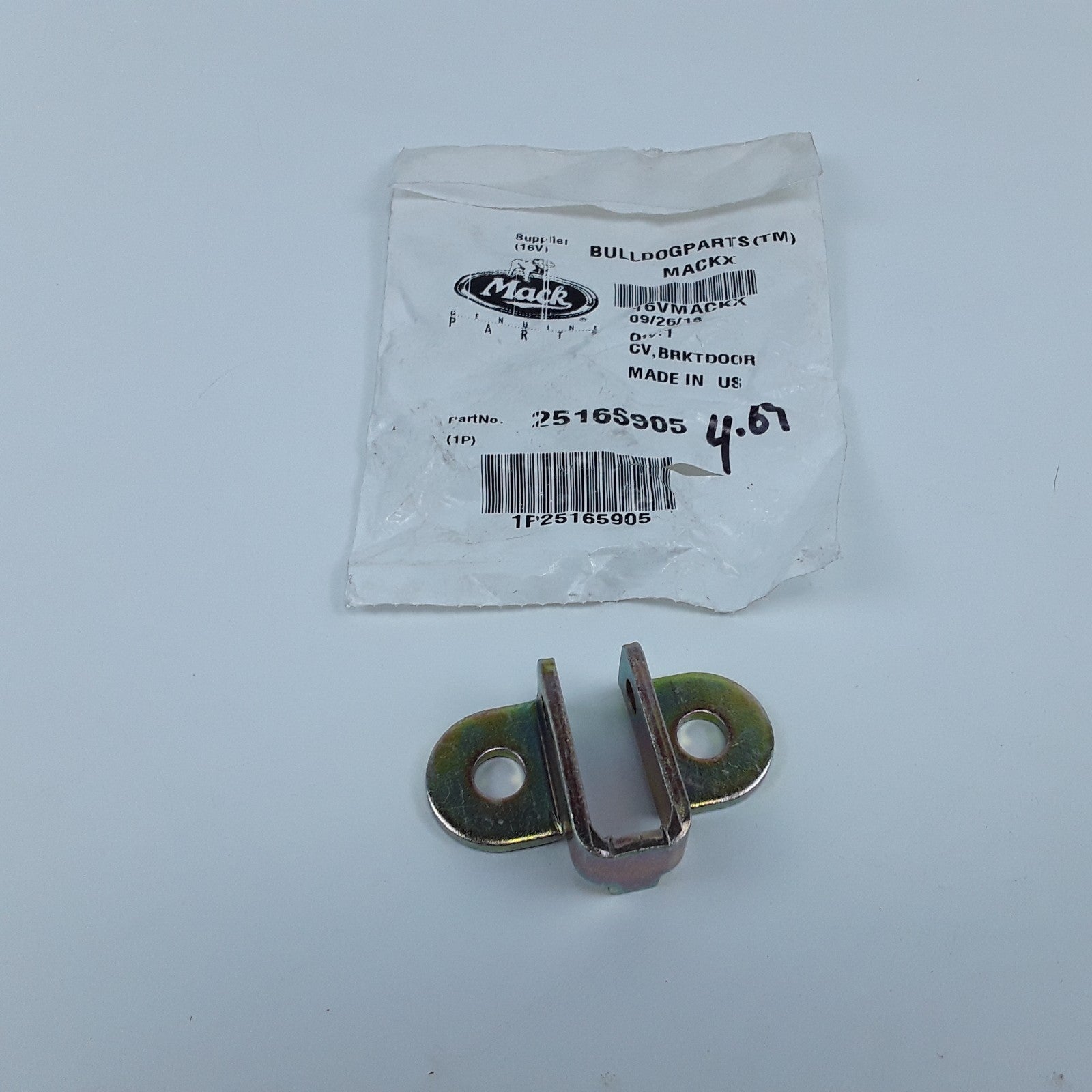 Mack 25165905 Door Check Bracket Assembly Fits 23QX317, CXN612, CXN613