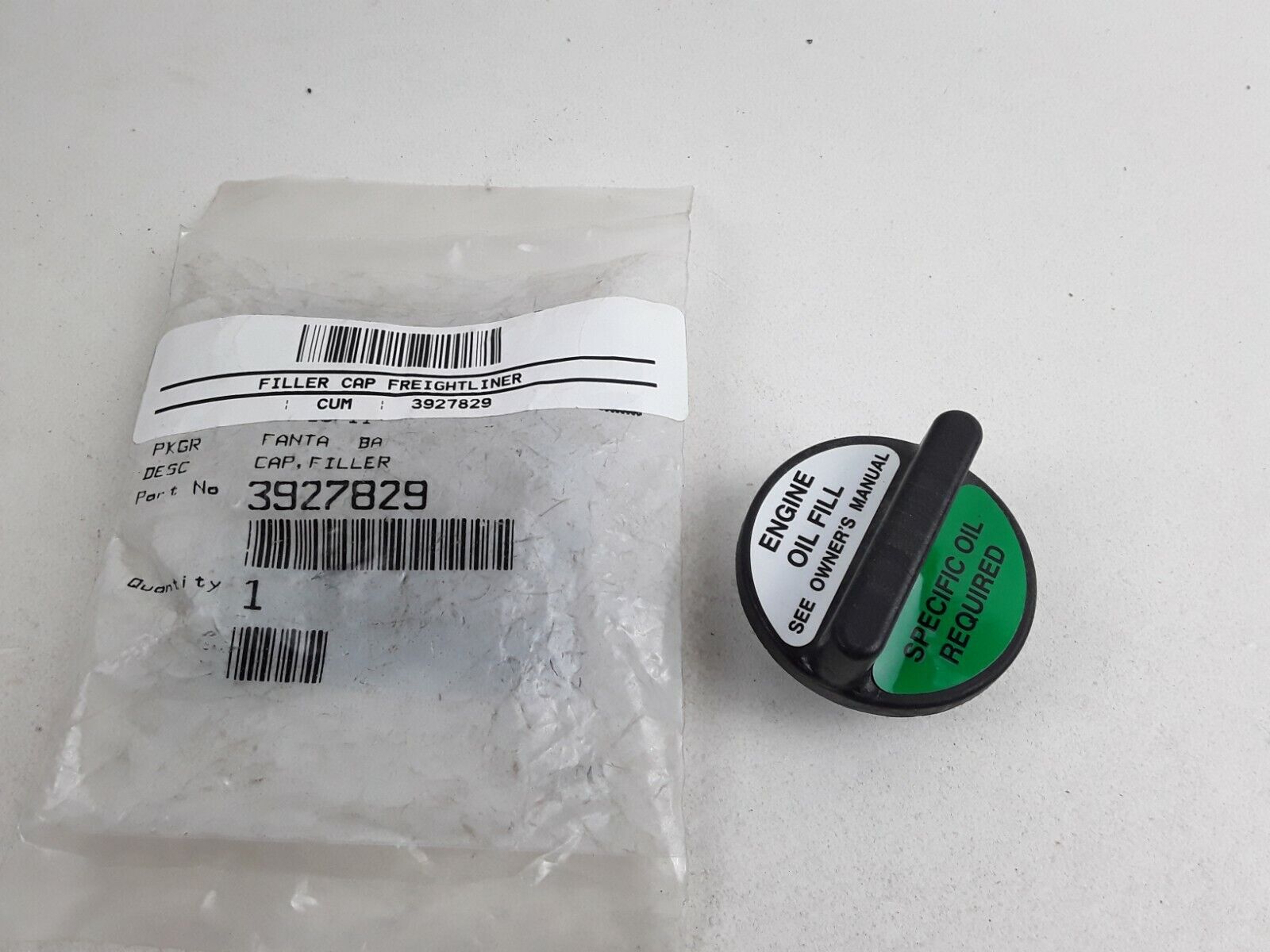 CUMMINS 3927829 Engine Oil Filler Cap fits Freightliner Fast Free Shipping - HotCarParts