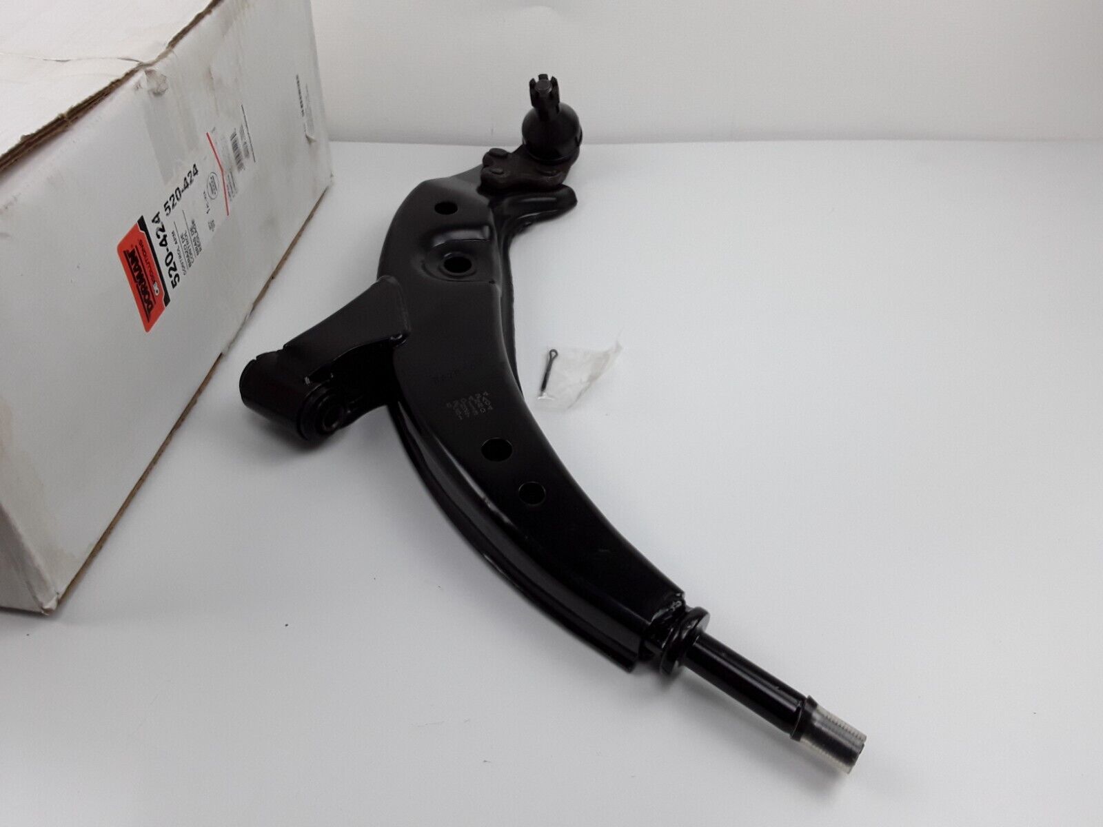 Suspension Control Arm and Ball Joint Assy Front Right Lower for Nova,Corolla - HotCarParts