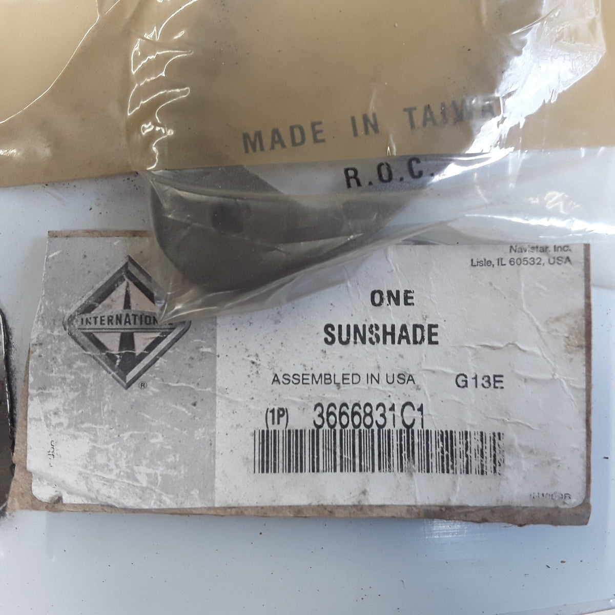 International 3666831C1 Sunshade ASM Bright N/Harness Fits Navistar Trucks