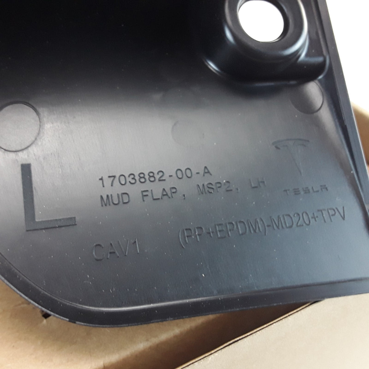 1762507-00-B Mud Flap Kit Assembly For Tesla Model S Genuine OEM New