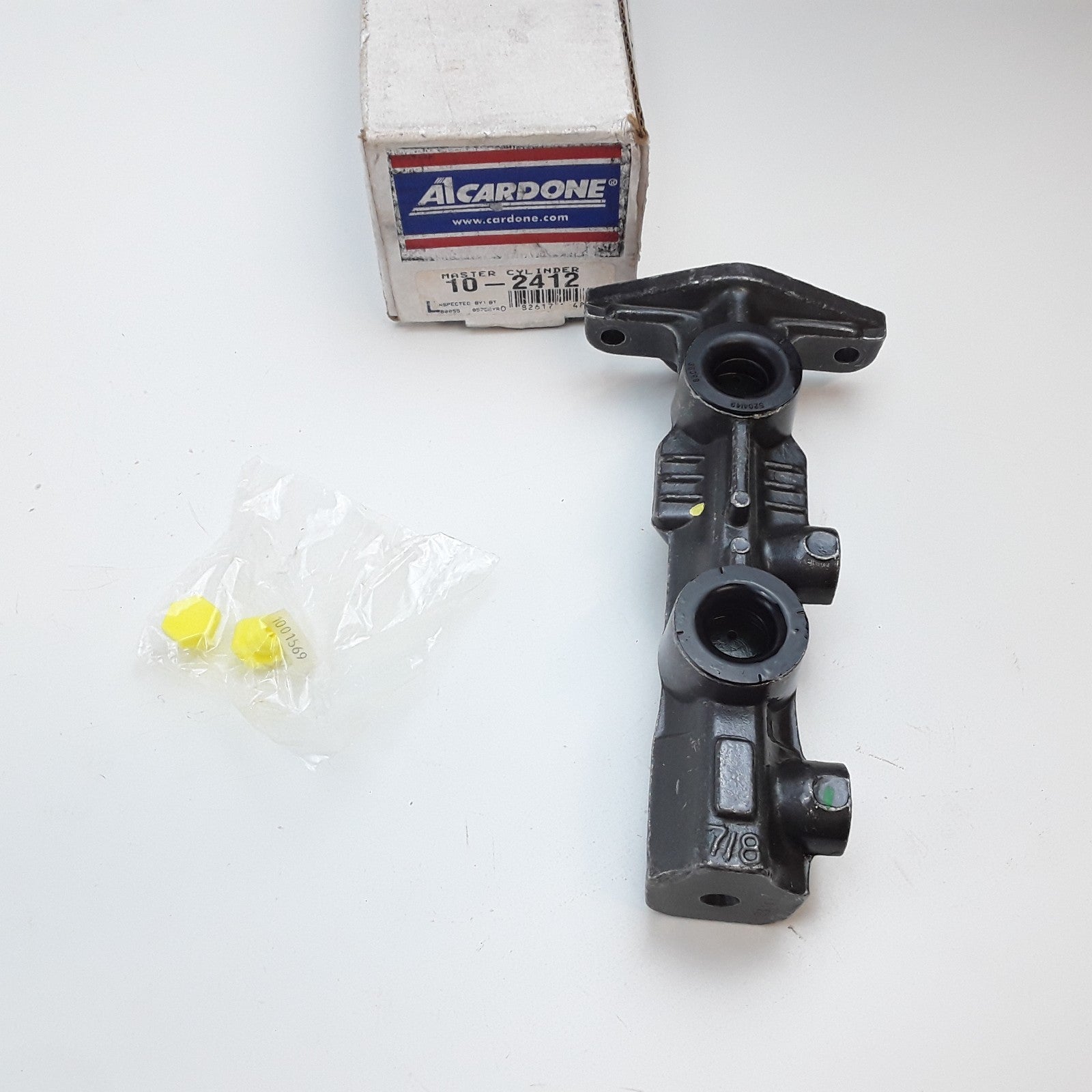 Brake Master Cylinder Fits Chrysler LeBaron 1989 1990 1991 1992 1993 1994 1995