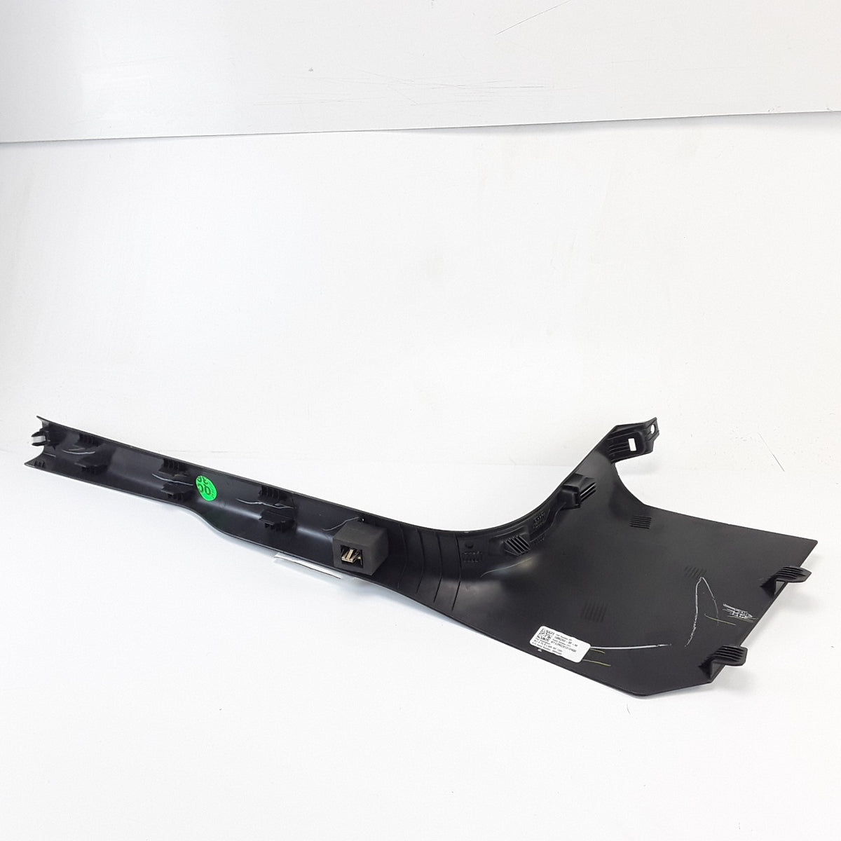 Model 3 2017-2023 RH Front Lower A-Pillar Trim Panel 1086293-00-M OEM