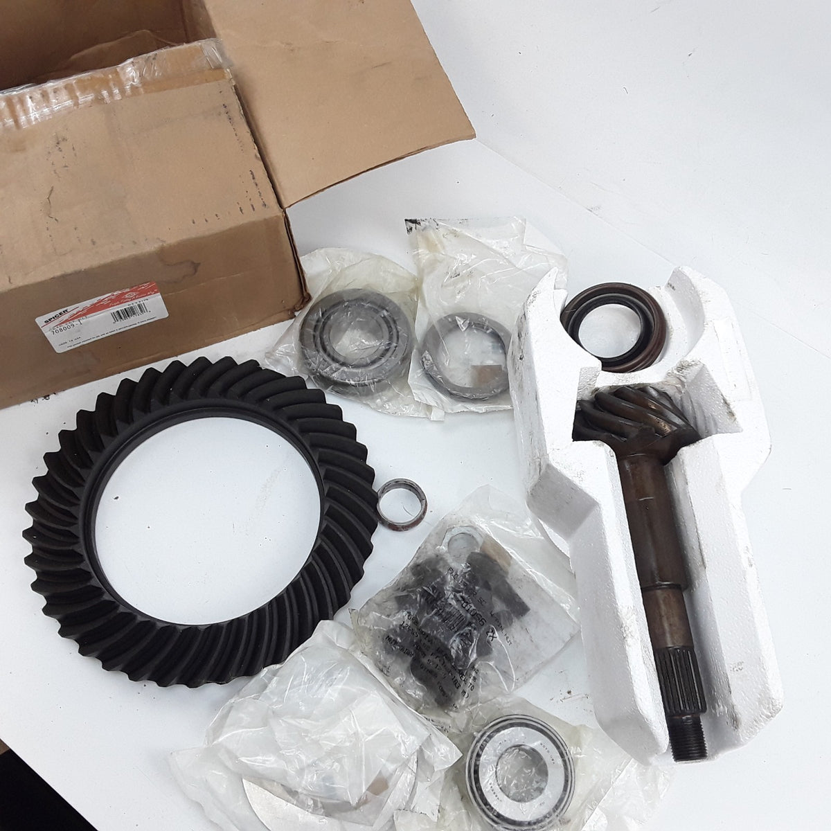 Differential Ring and Pinion Kit Fits Dodge Ram 3500 2500 B3500 (1995-2002)