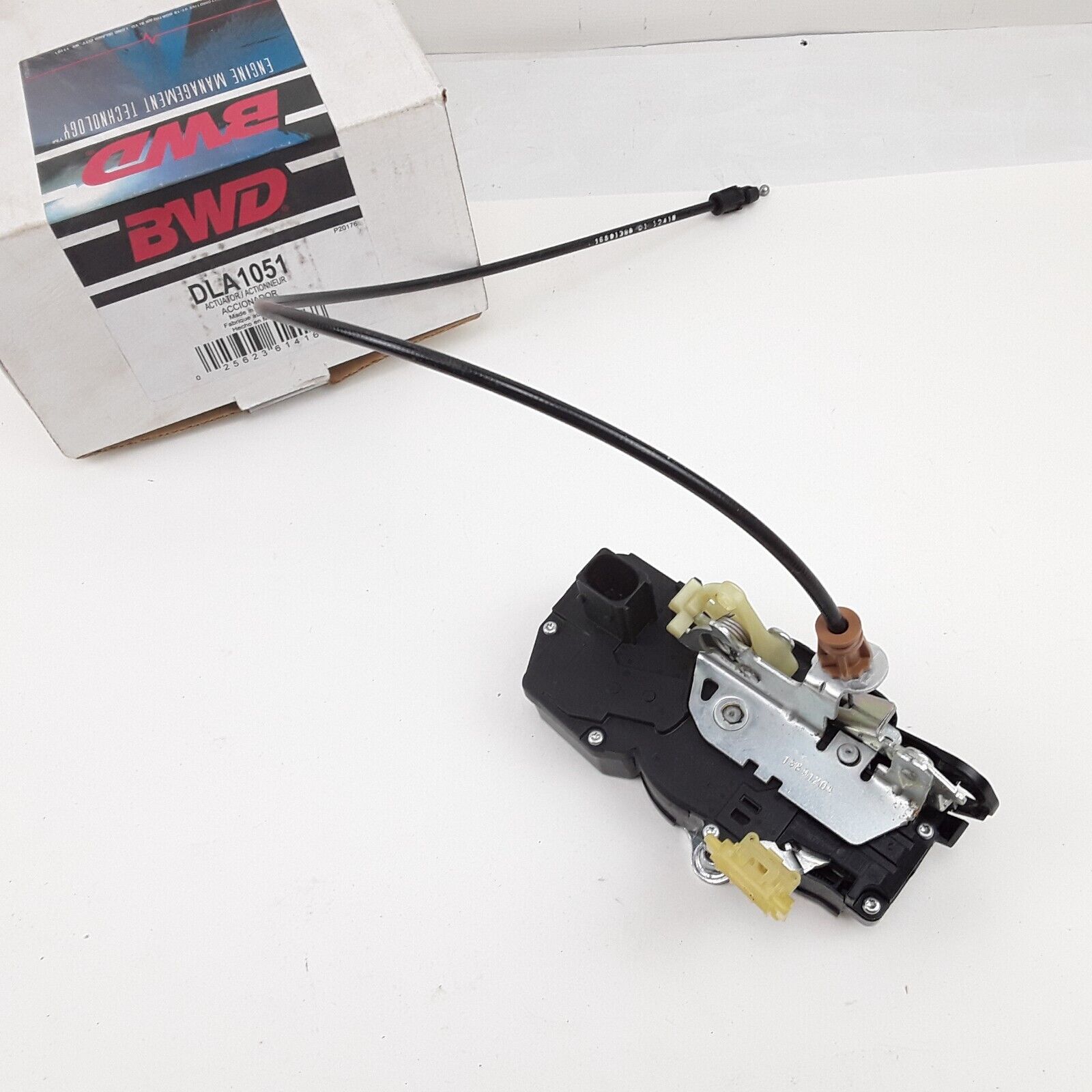 Front Right Door Lock Actuator for Cadillac Chevrolet GMC 2007 2008 2009