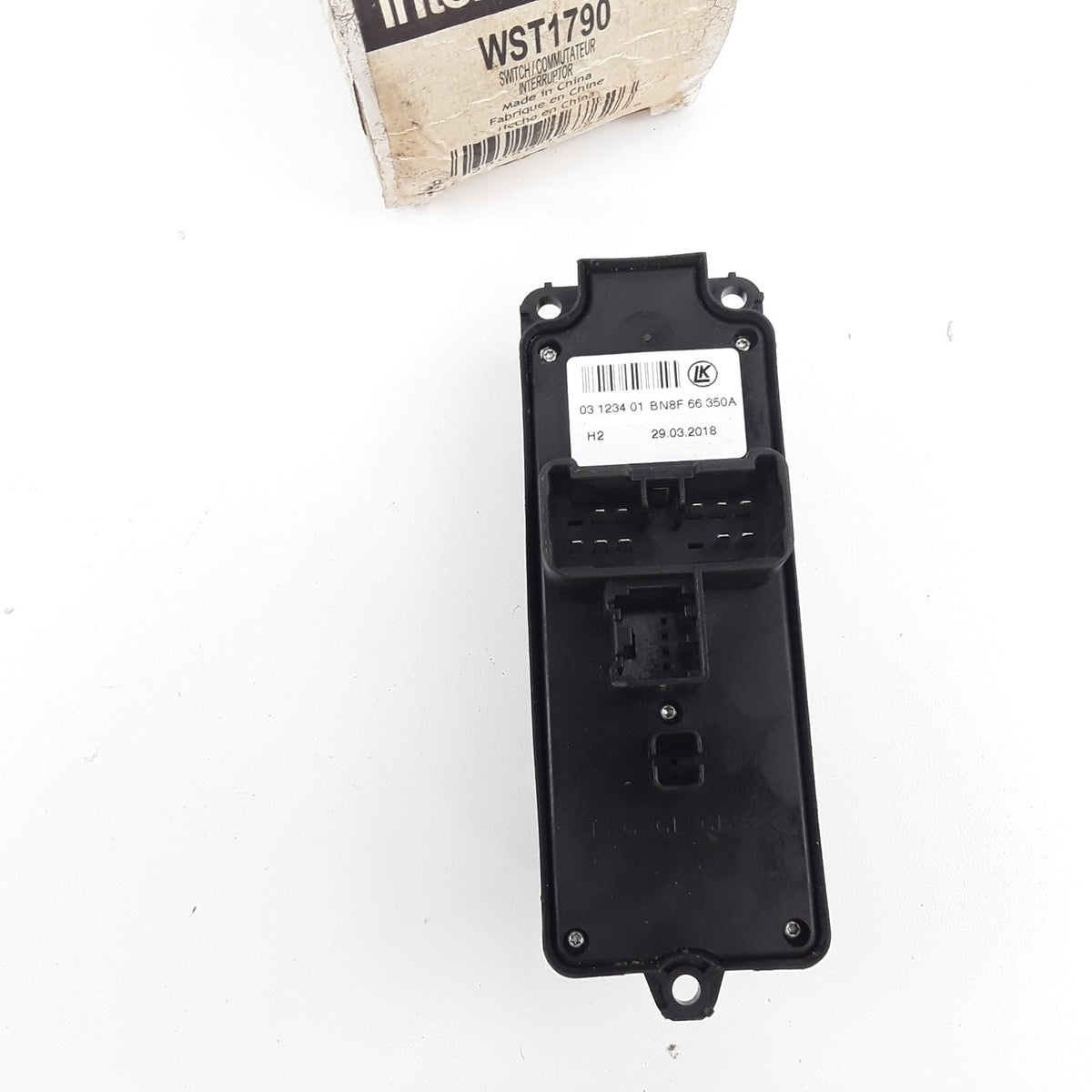 Left Power Window Switch Fits Mazda 3 (2004 2005 2006 2007 2008 2009)