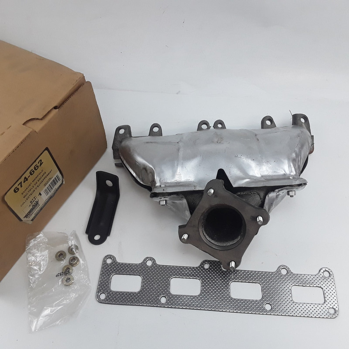 Exhaust Manifold Fits Chrysler PT Cruiser (2001 2002 2003 2004 2005 2006-2010)