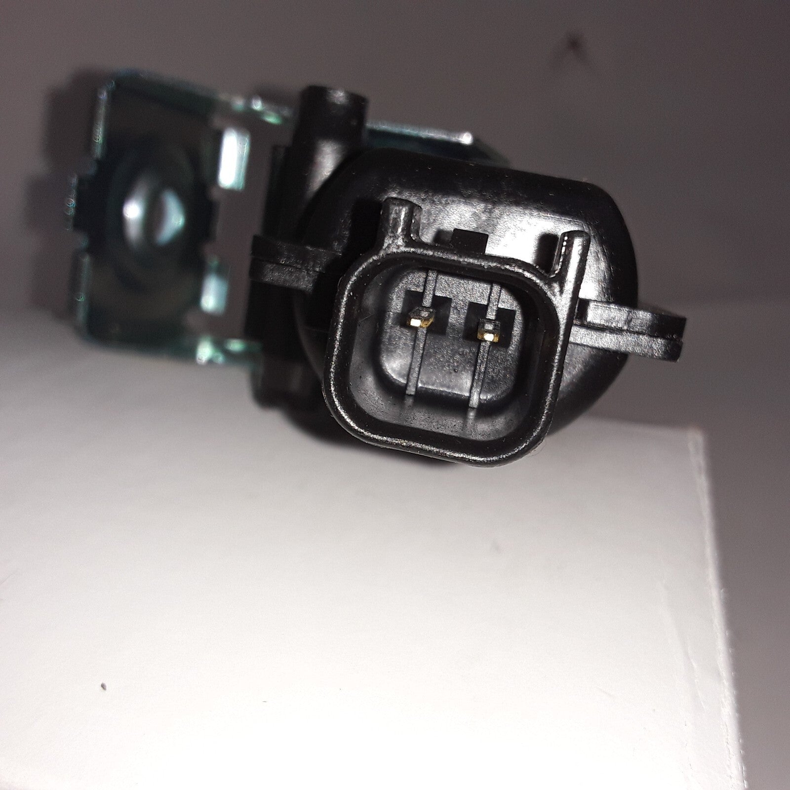 Door Lock Actuator Fits Ford E-550 E-350 E-450 Super Duty Econoline (2003-2019)