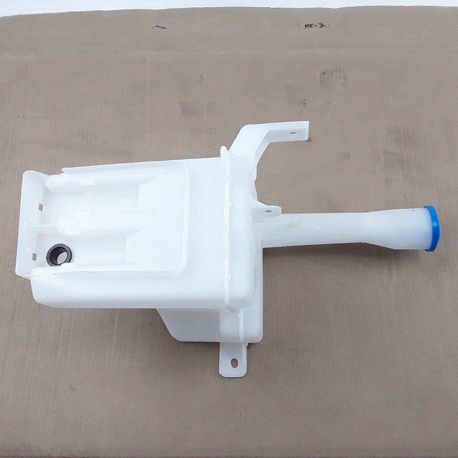 Front Washer Fluid Reservoir Fits Mitsubishi Lancer (2002 2003 2004 2005 2006)
