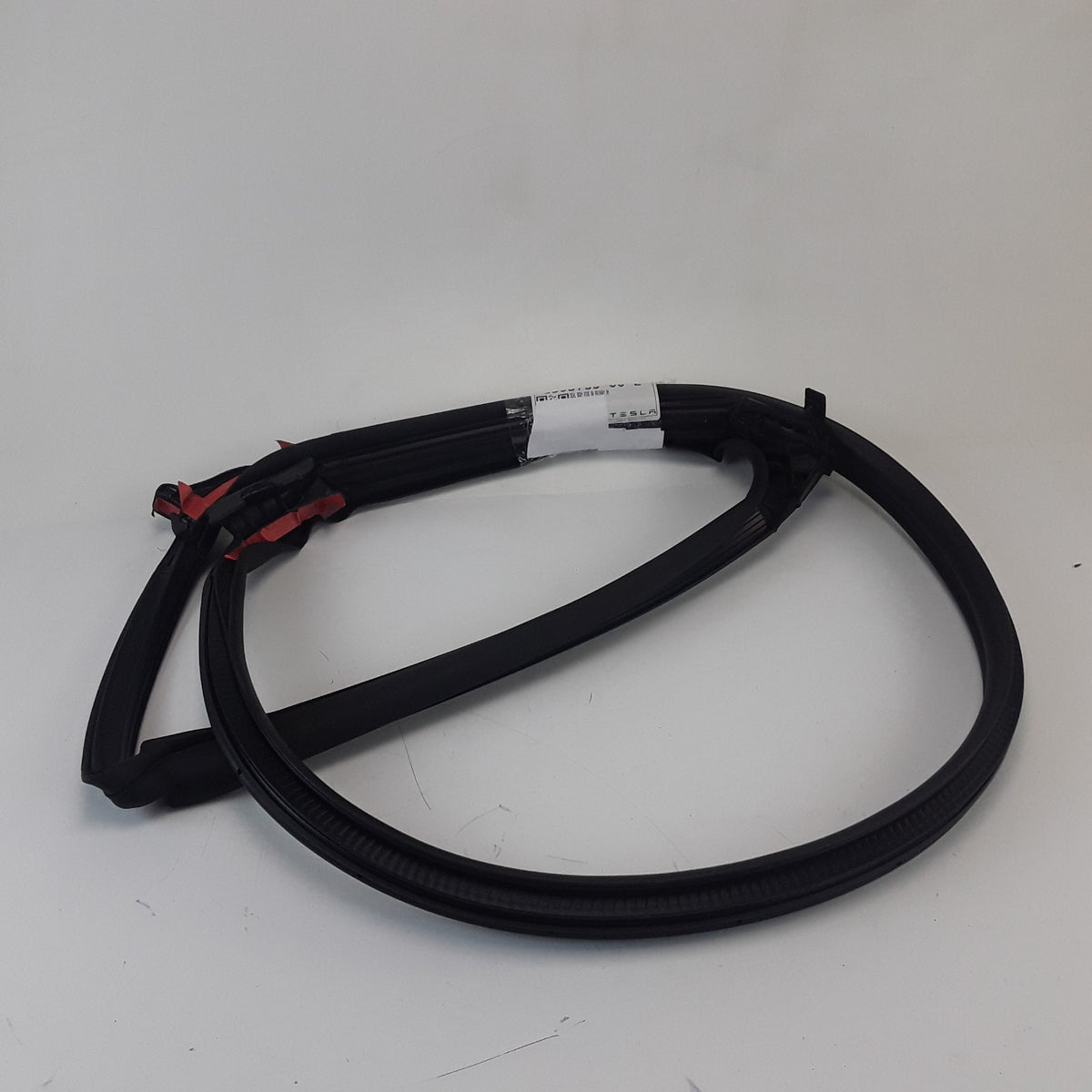 For Tesla Model S 2021-2025 Rear Right Primary Body Seal OEM 1606735-00-E