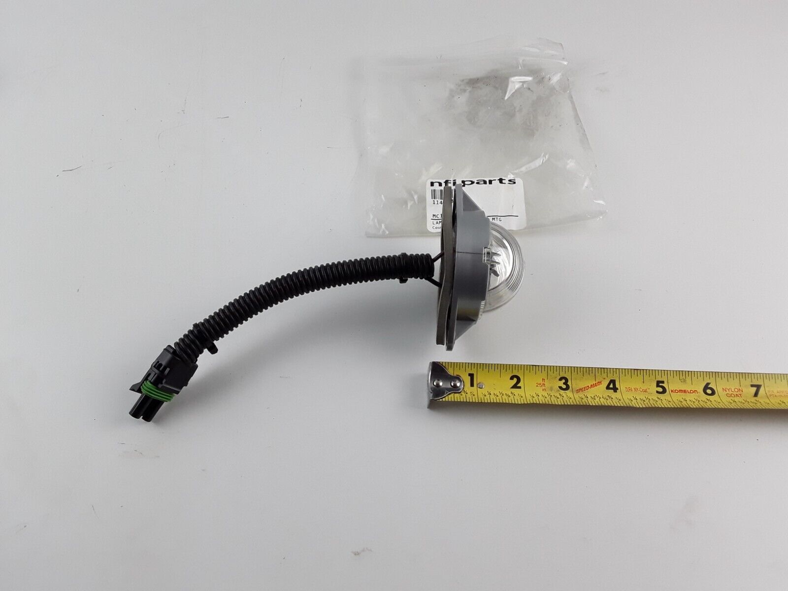 Dome Light Round Clear For Truck , Trailer 12 V Volt Hardwired Truck-Lite 20302 - HotCarParts