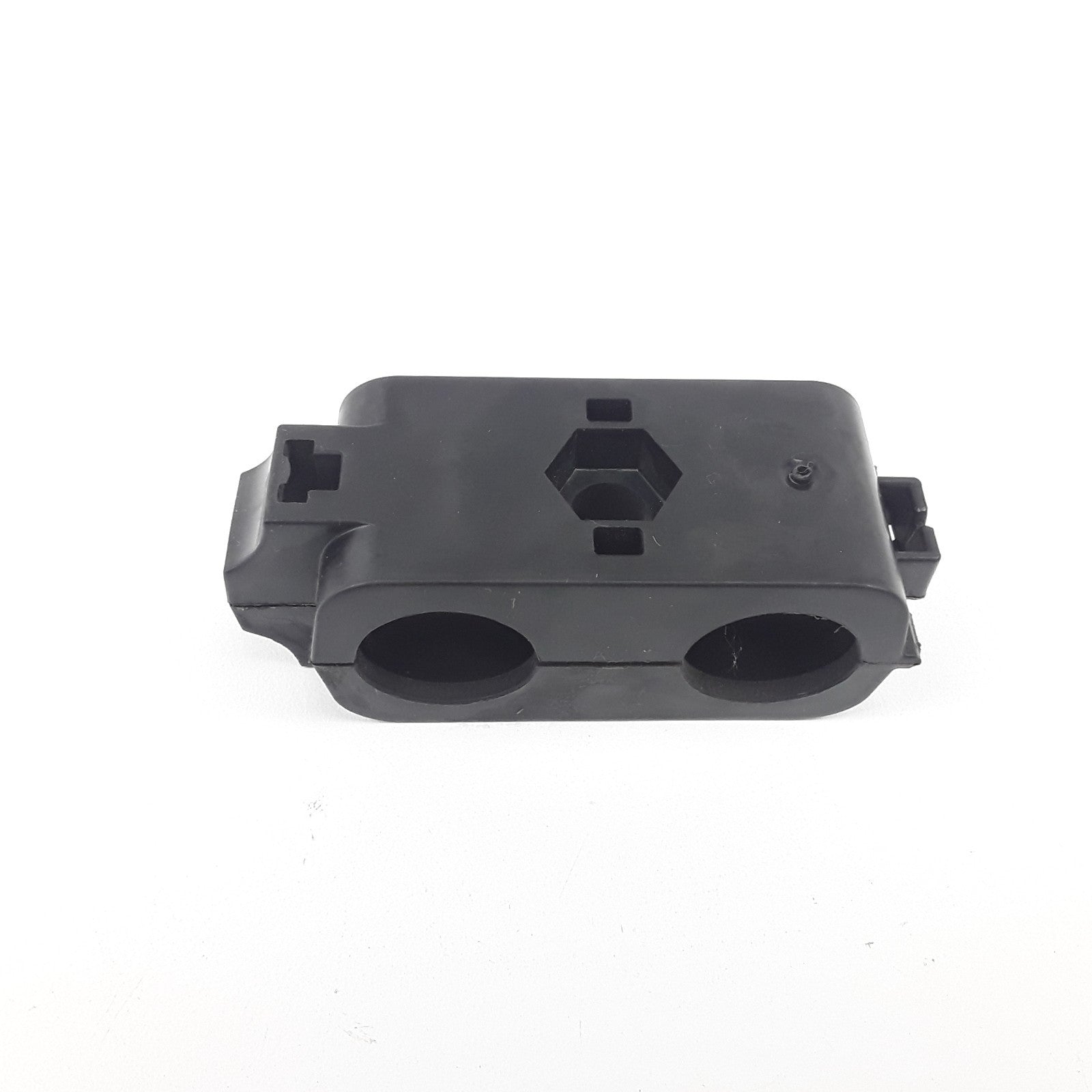 Multi Purpose Exhaust Attaching Clamp 22769572 For Volvo & Mack Trucks Series