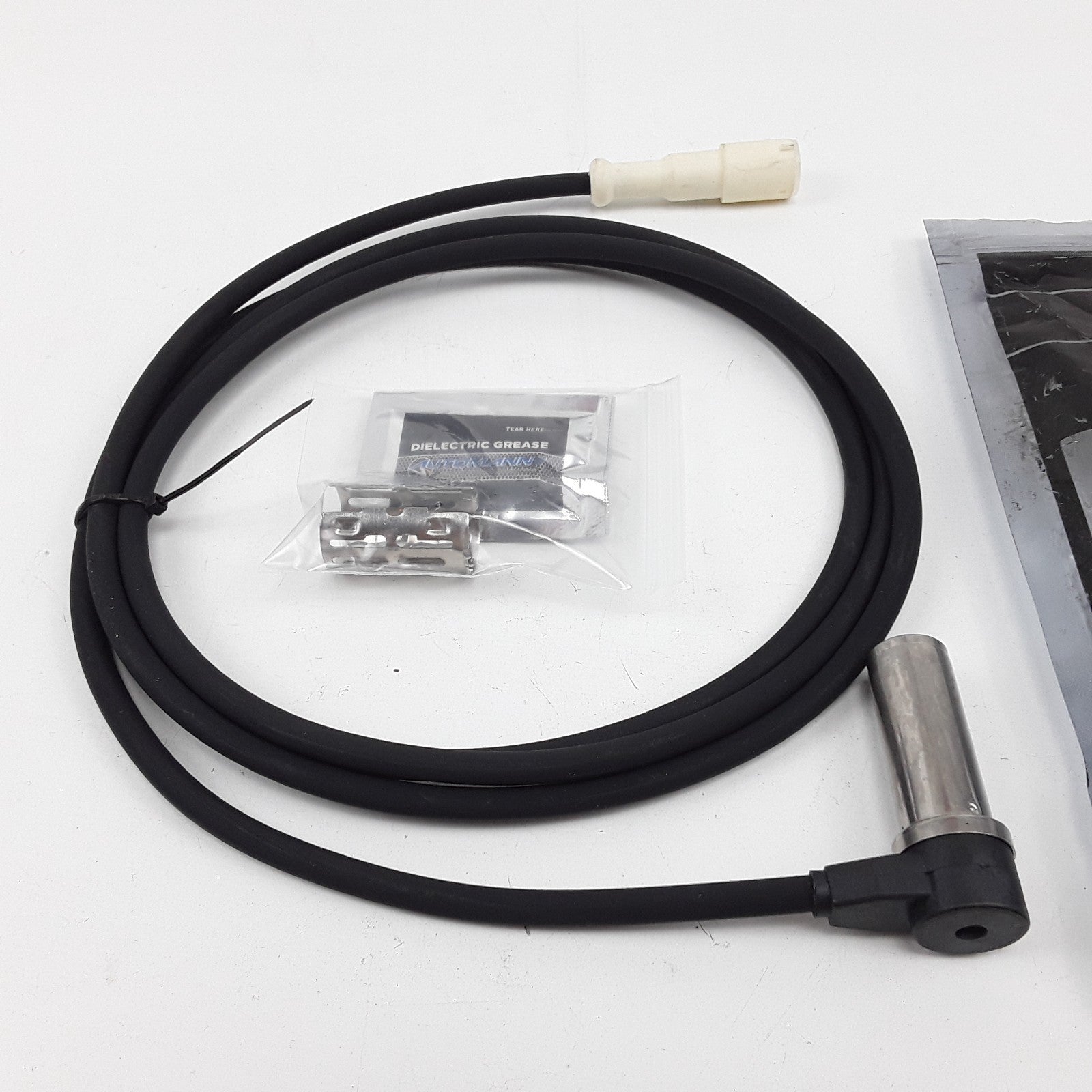 Automann 577.A801538 ABS Wheel Speed Sensor Assembly Fits Heavy Duty Trucks